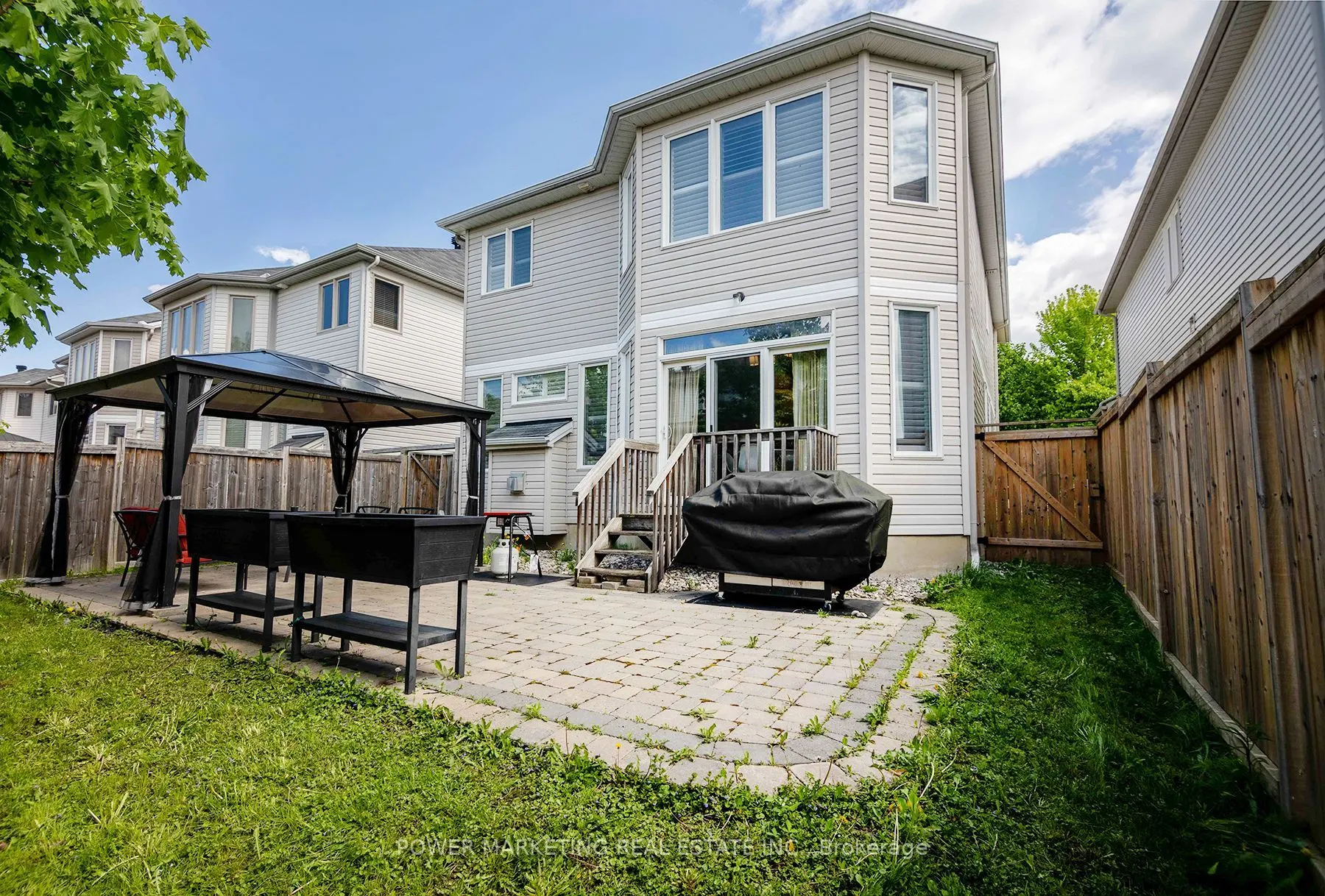 124 Strathcarron Crescent