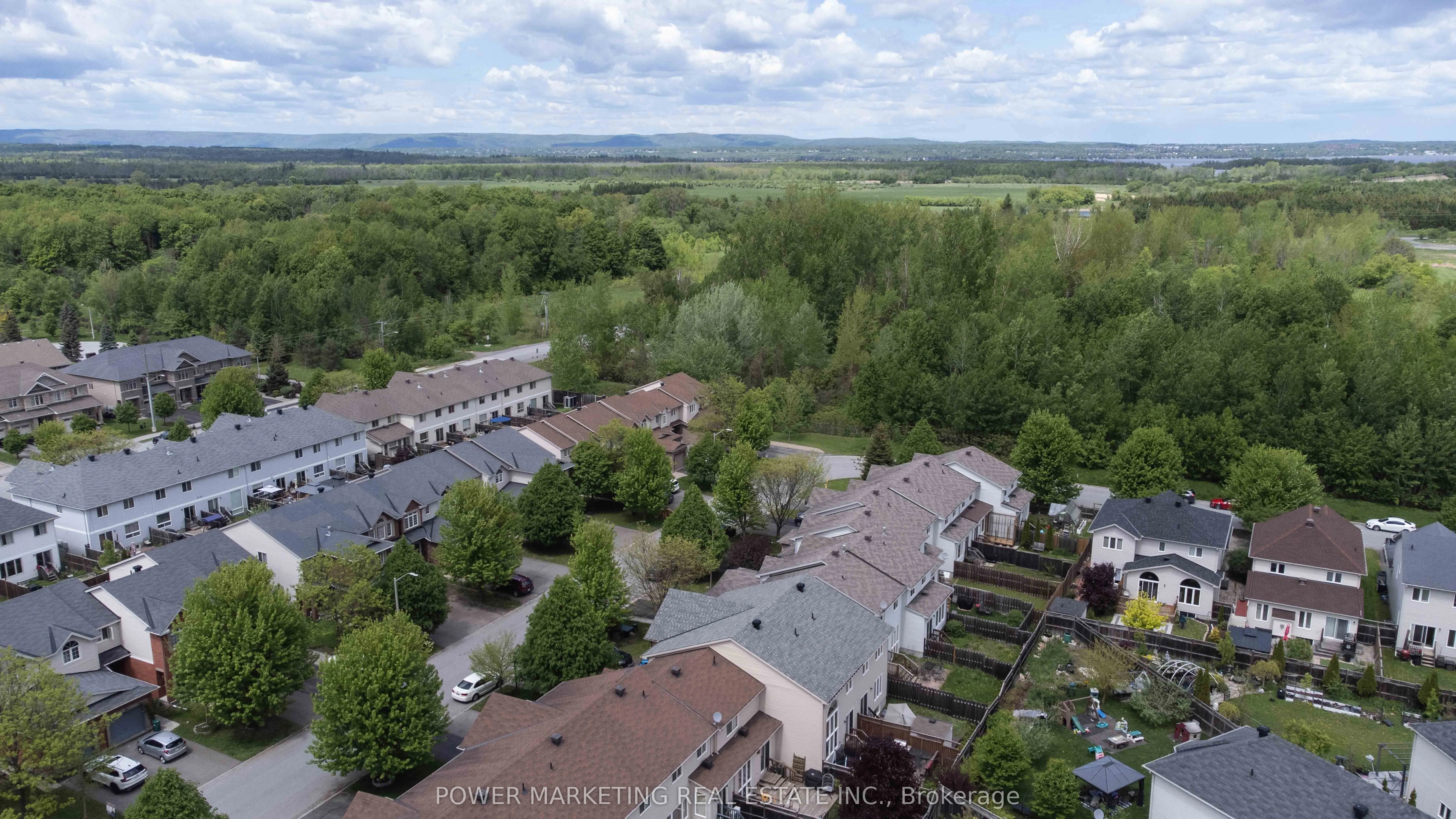 124 Strathcarron Crescent