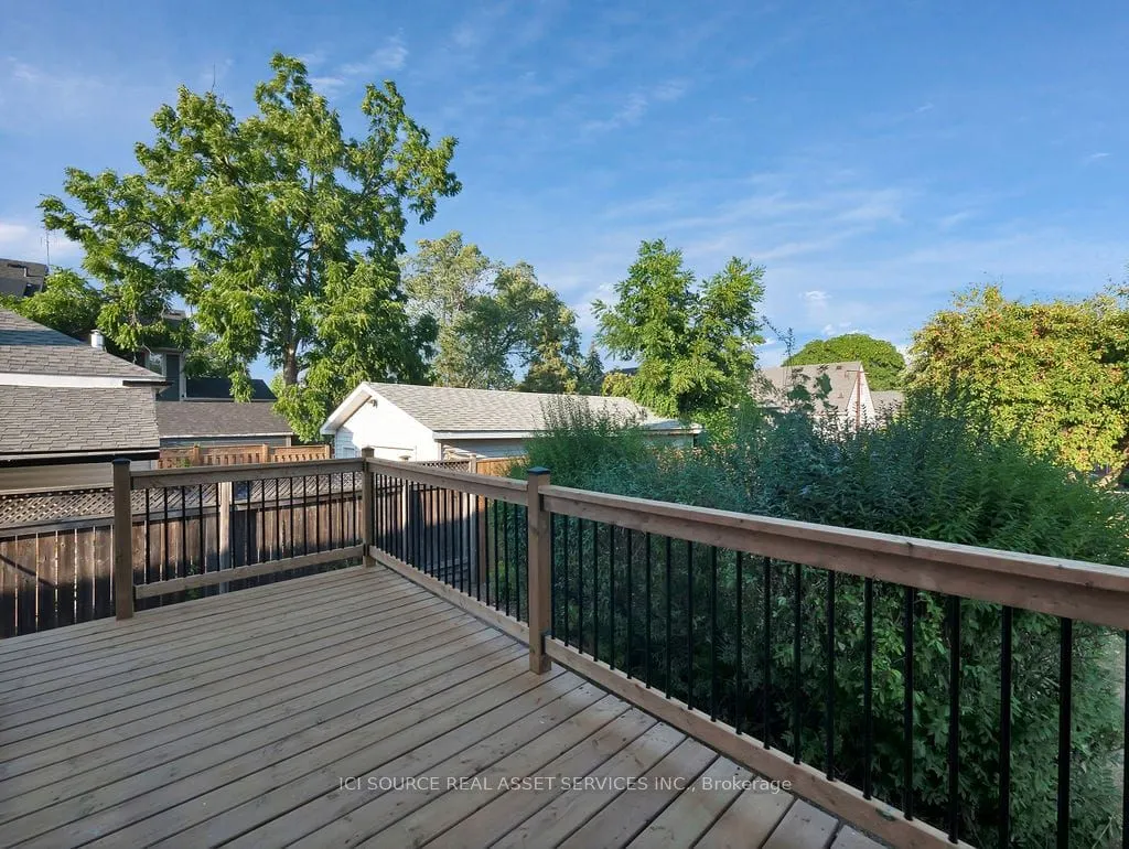 167 Rosedale Avenue, #Main Level