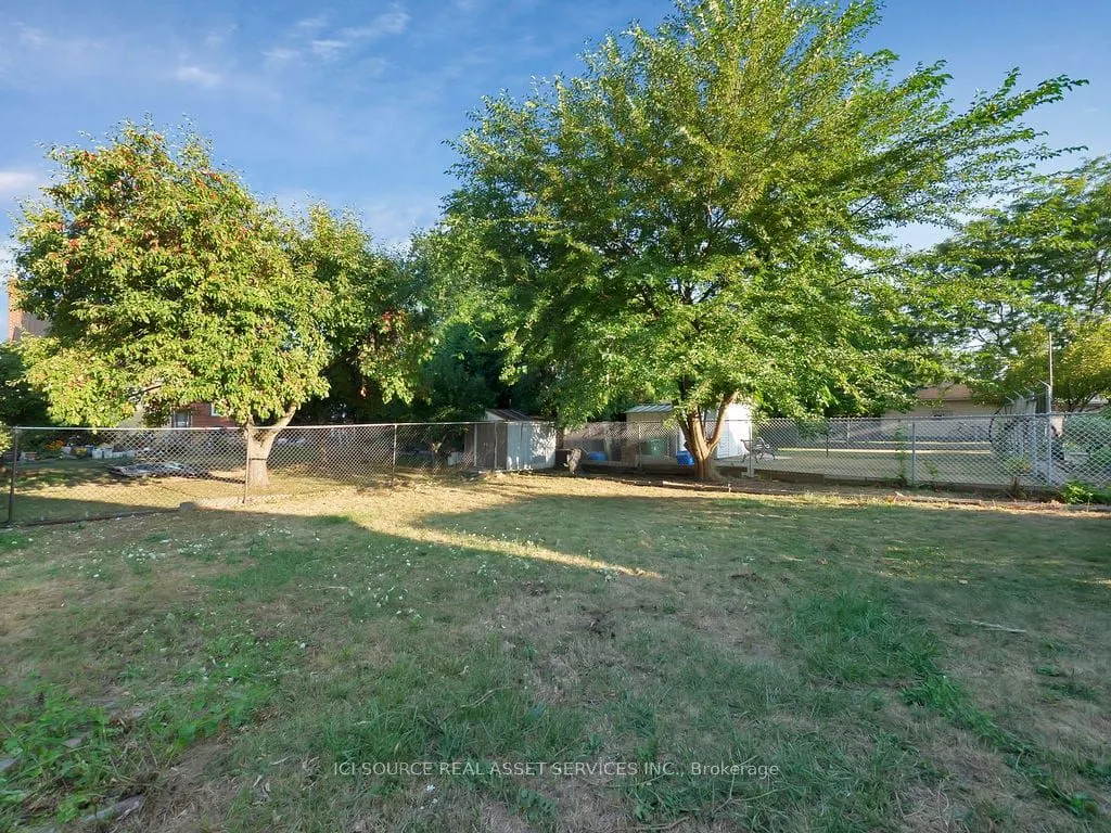 167 Rosedale Avenue, #Main Level