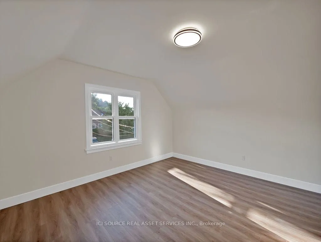 167 Rosedale Avenue, #Main Level