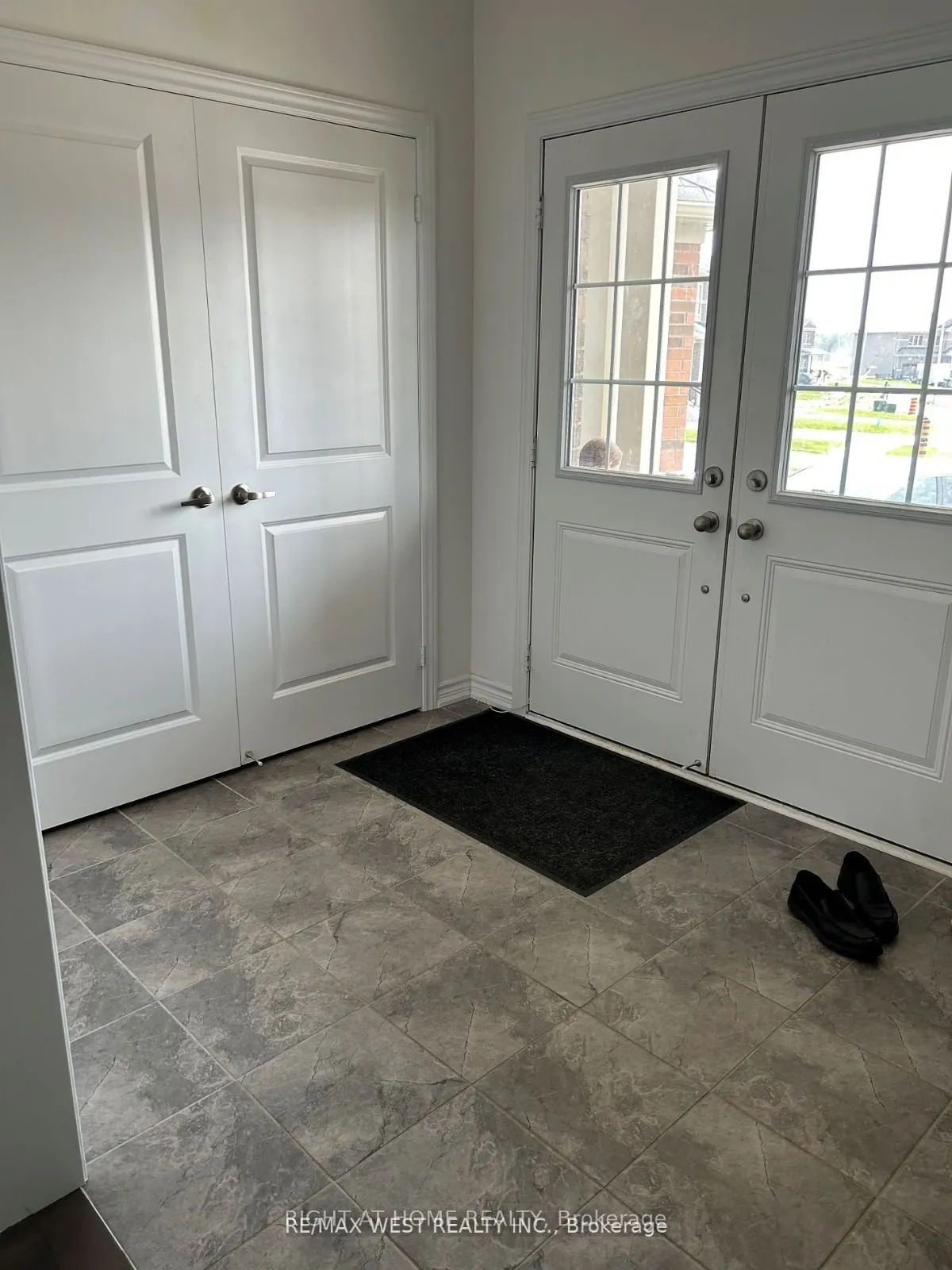 265 RIDLEY Crescent