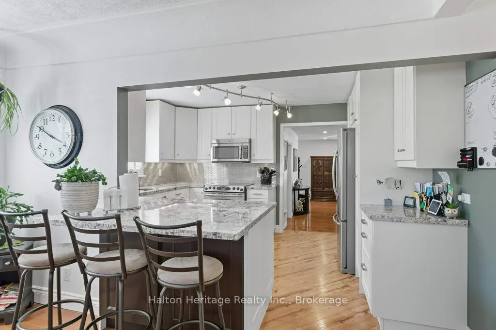 478 East 37th Street