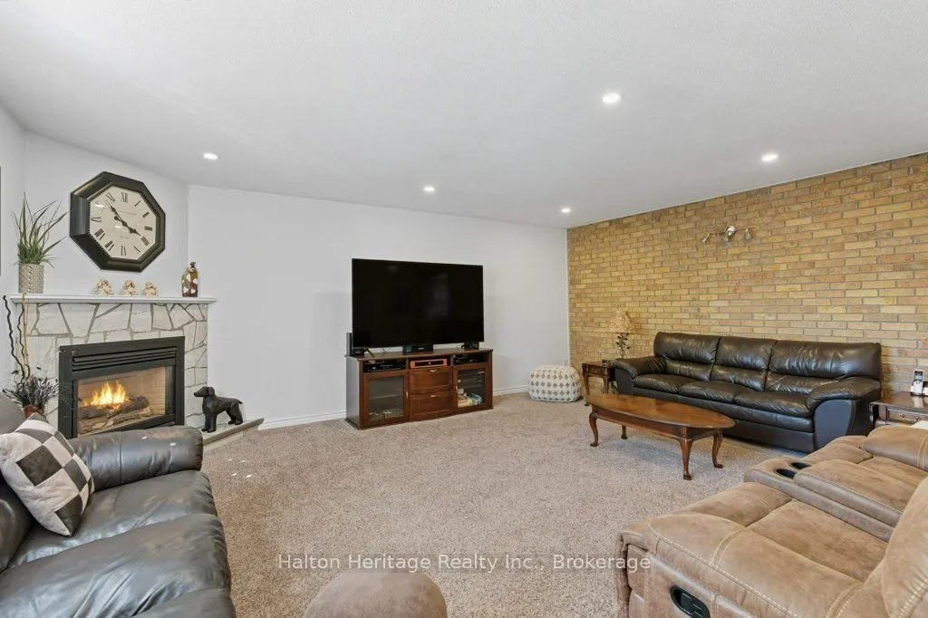 478 East 37th Street