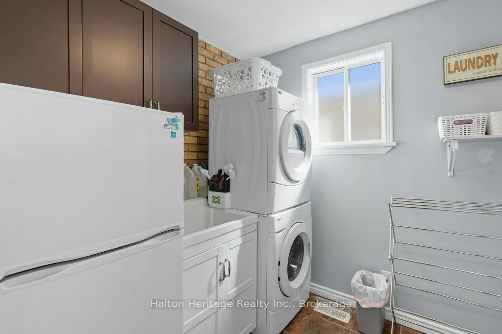 478 East 37th Street