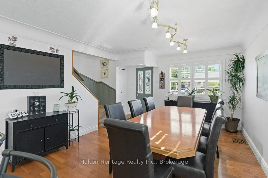 478 East 37th Street