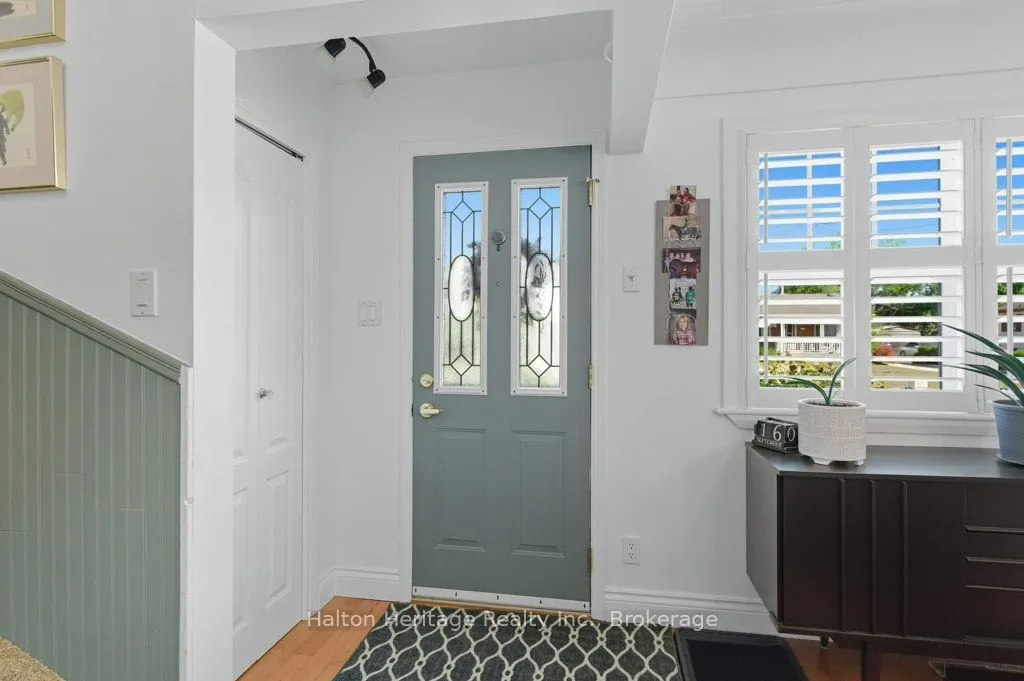 478 East 37th Street