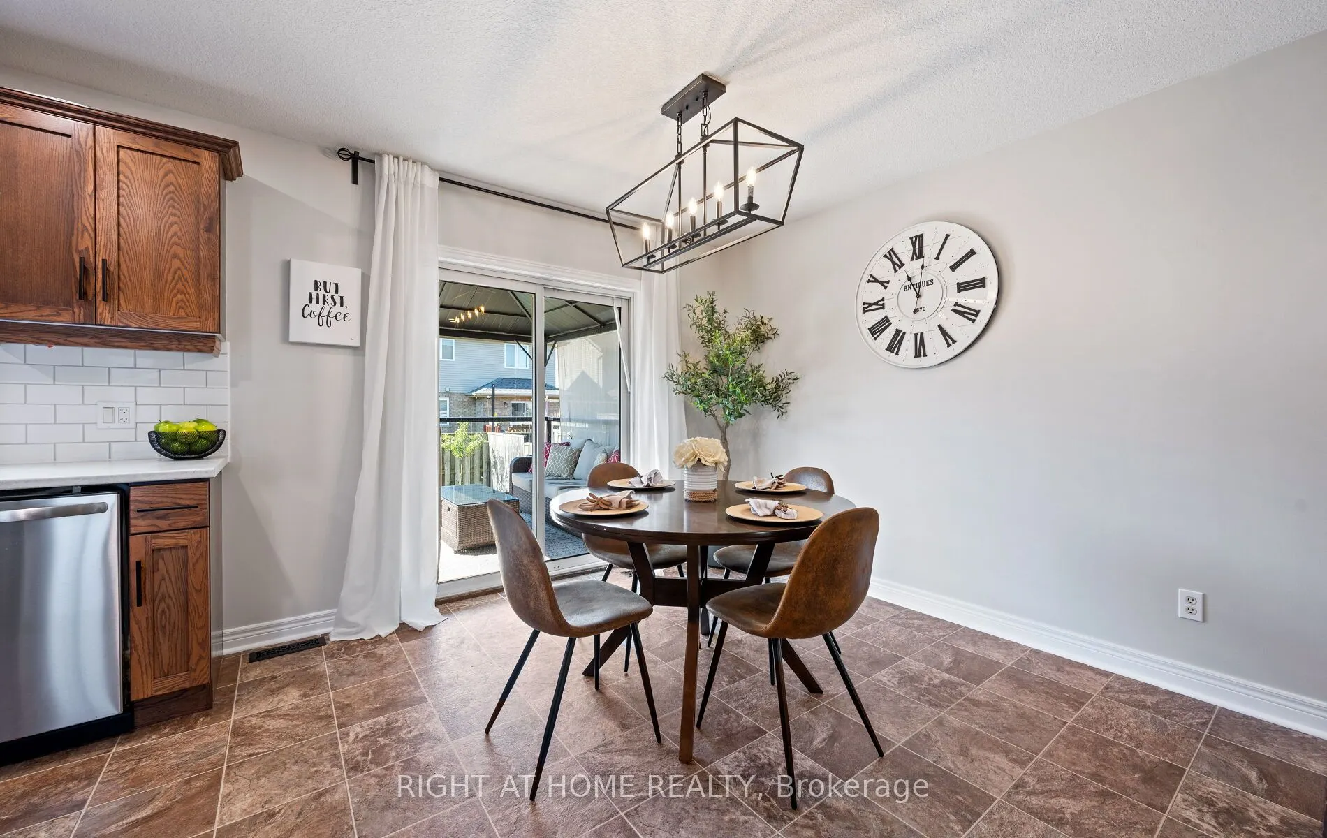 587 Spitfire Street