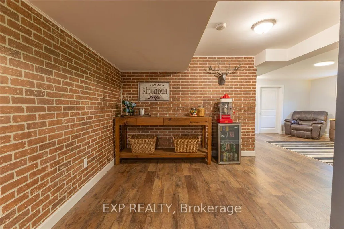 6719 Deer Run Place