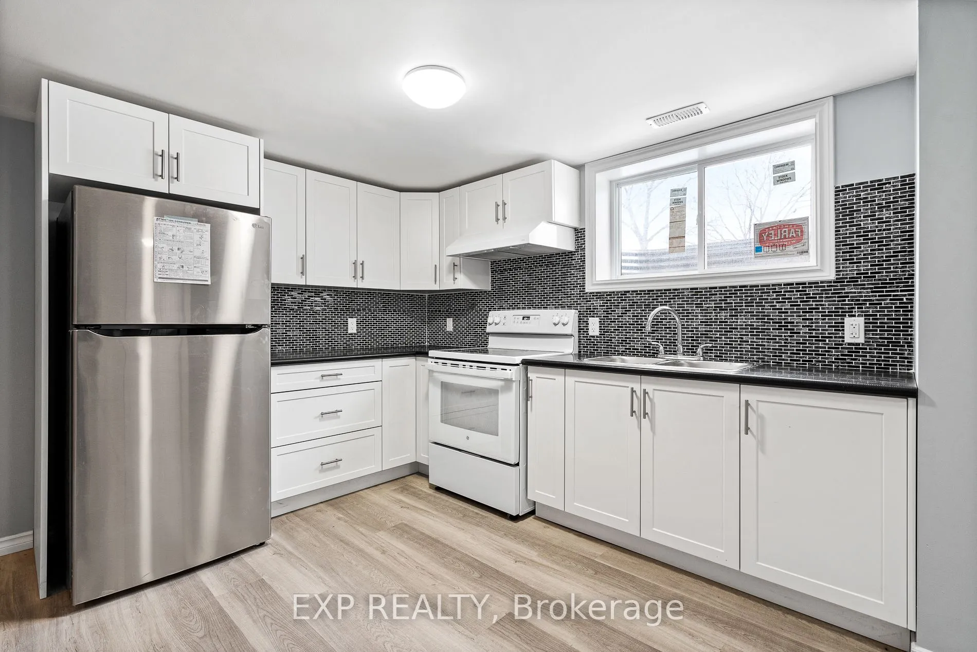 92 Margery Avenue, #LOWER #2