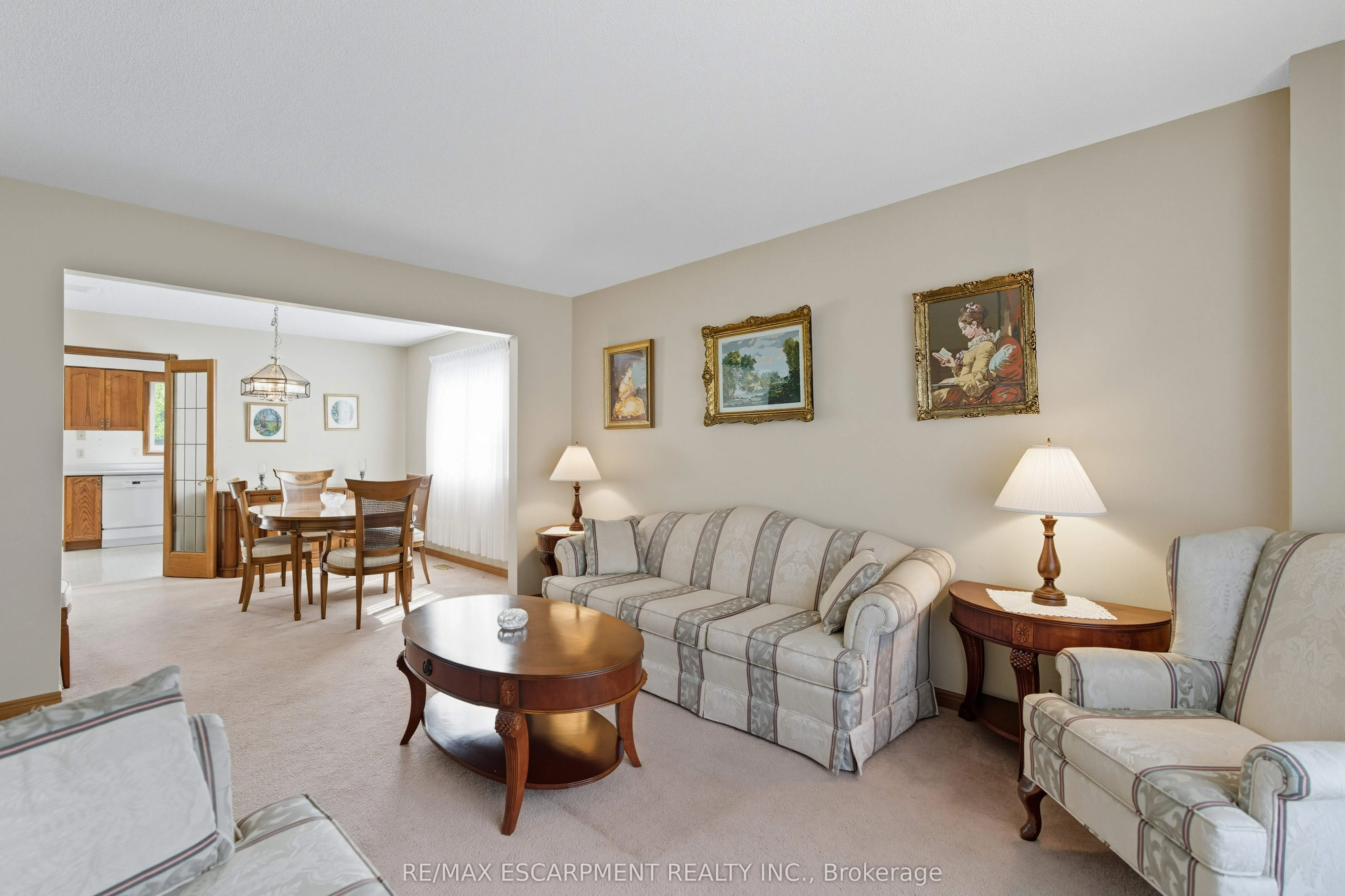 40 GATESTONE Drive