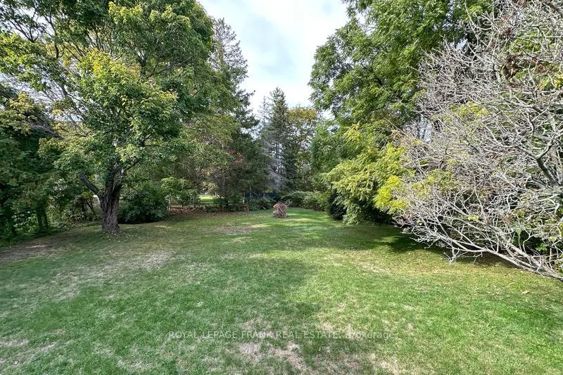 5 Acadia Drive