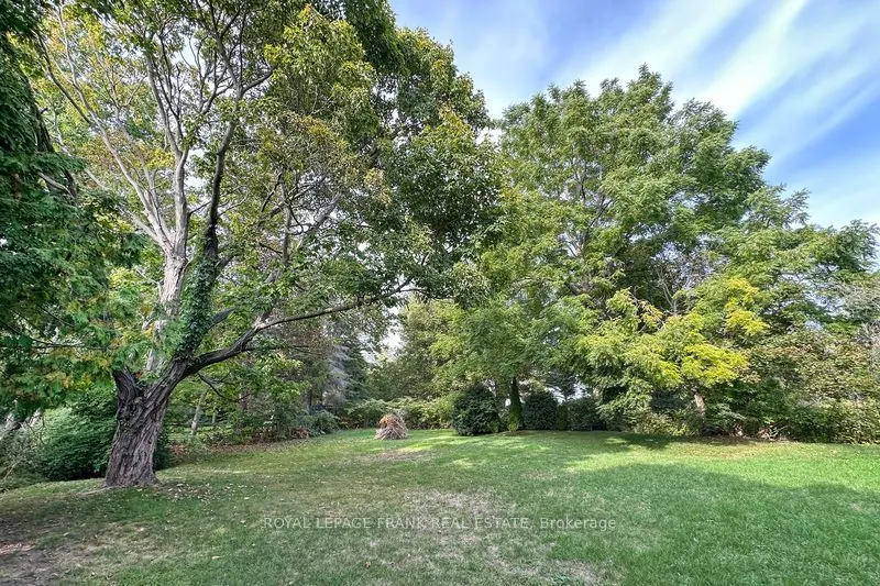 5 Acadia Drive