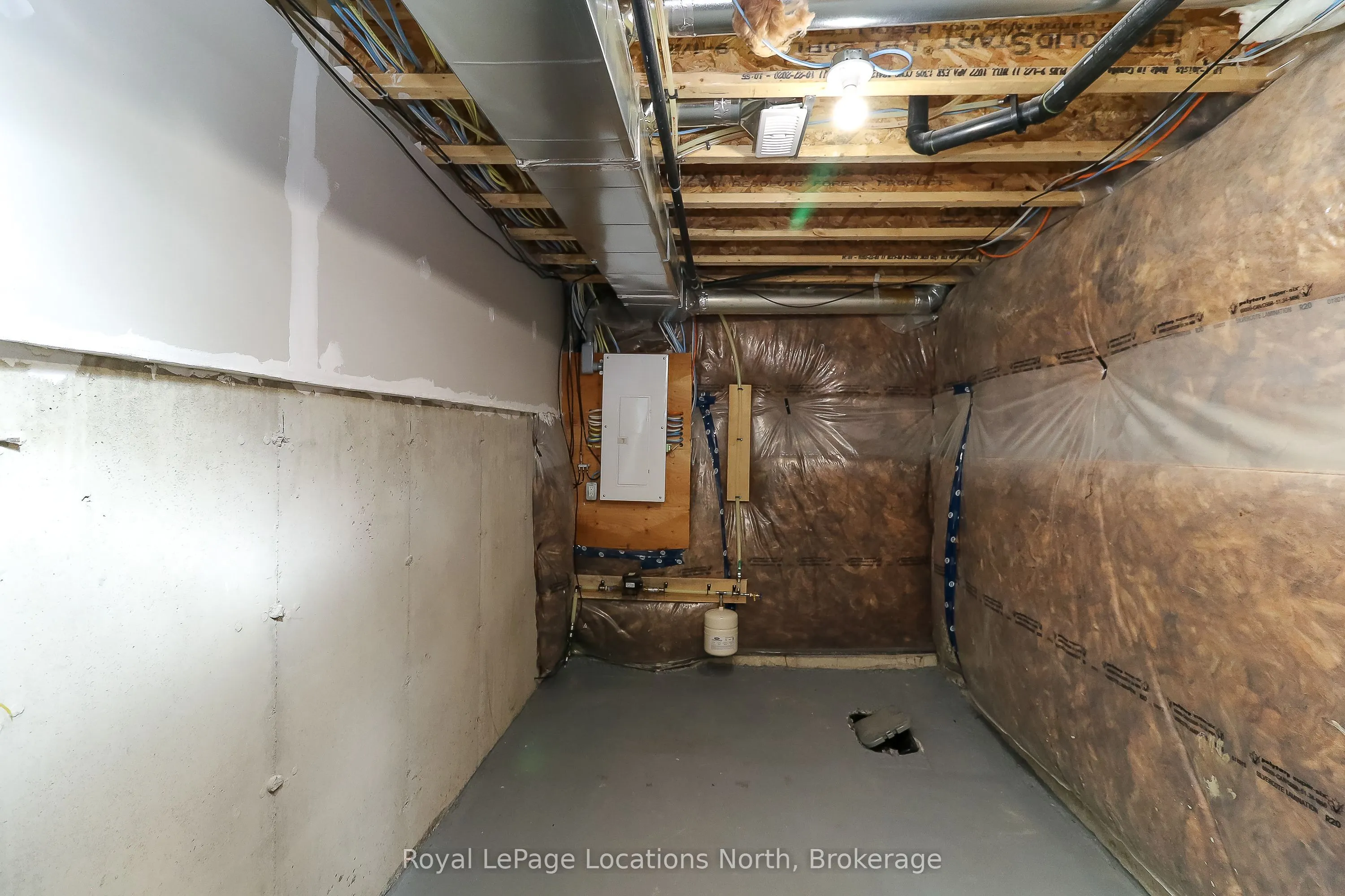 114 Stonebrook Way