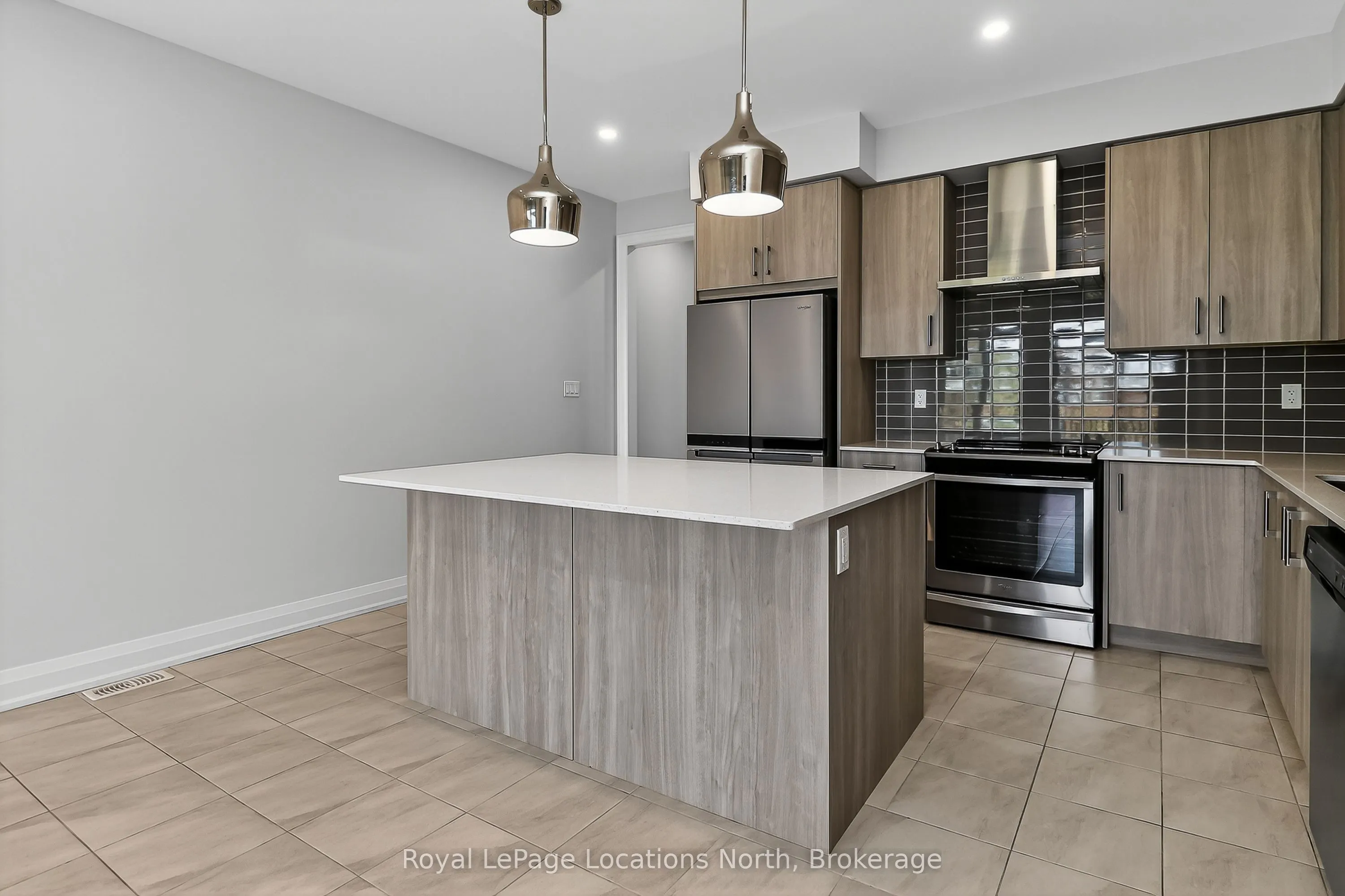 114 Stonebrook Way