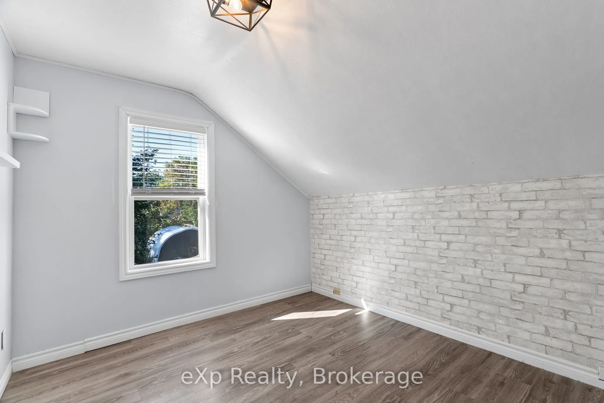 63 Guelph Street