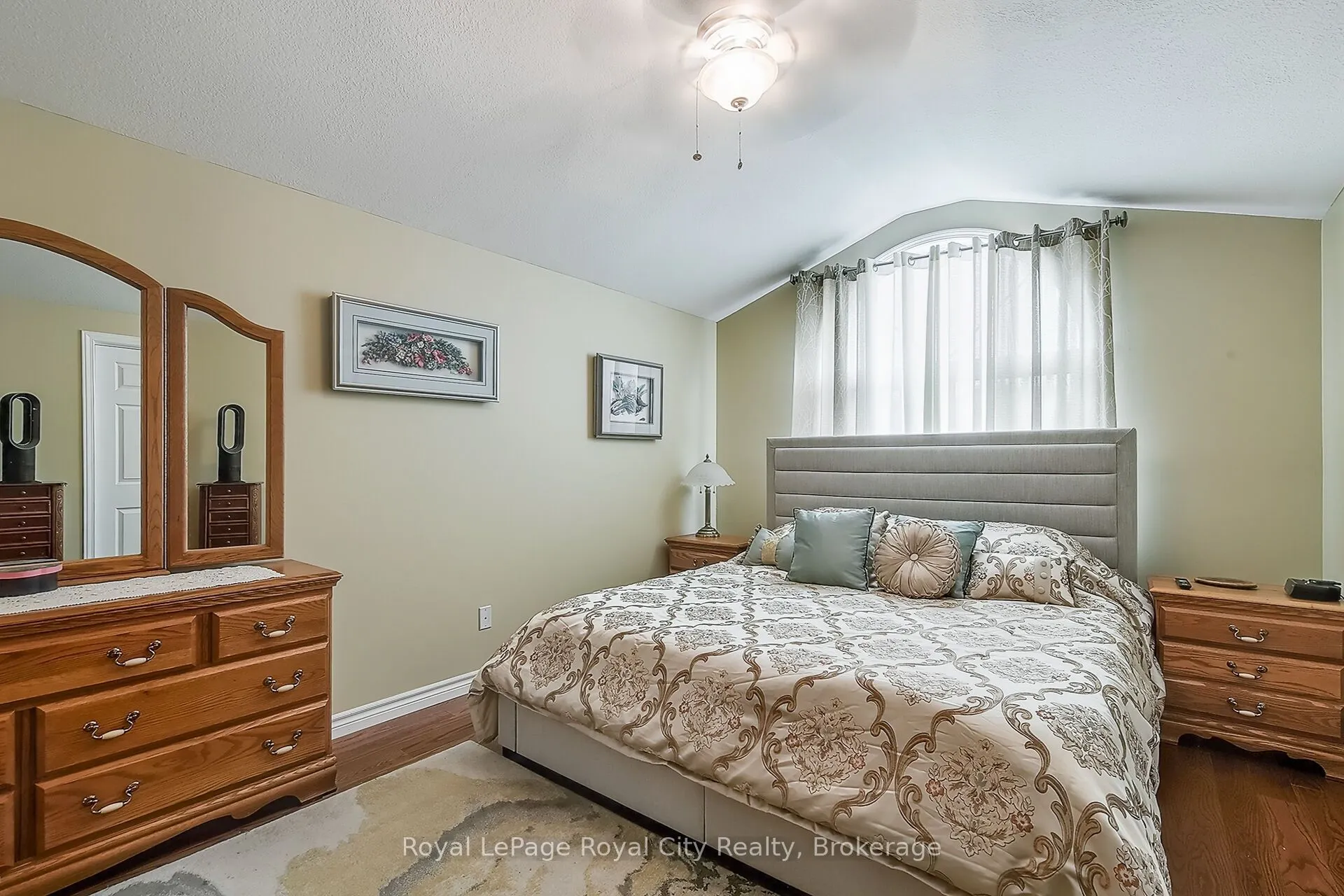 1550 Gordon Street, #34