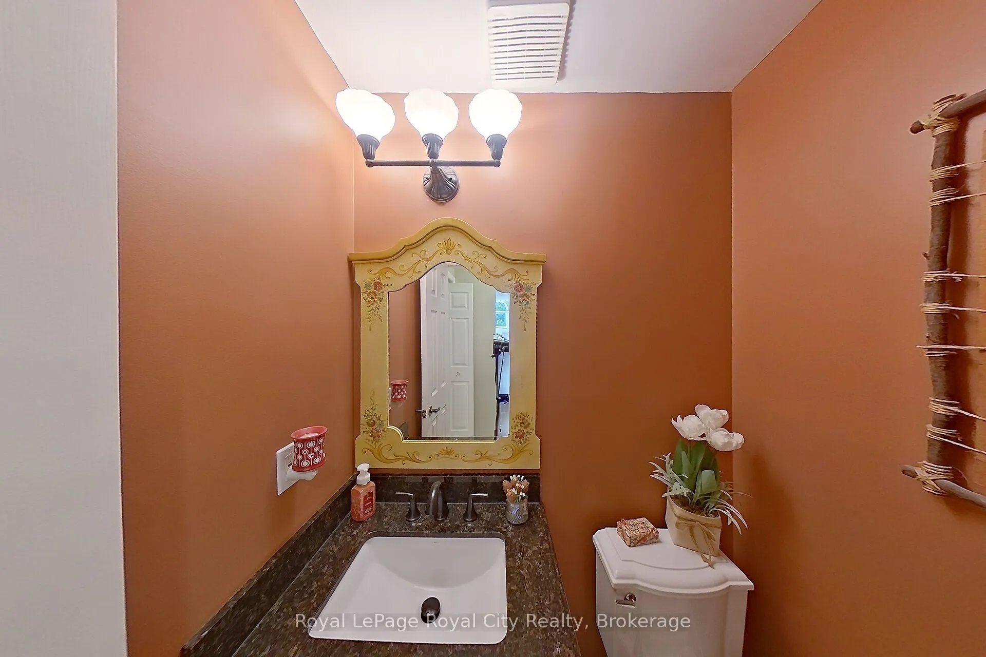 1550 Gordon Street, #34
