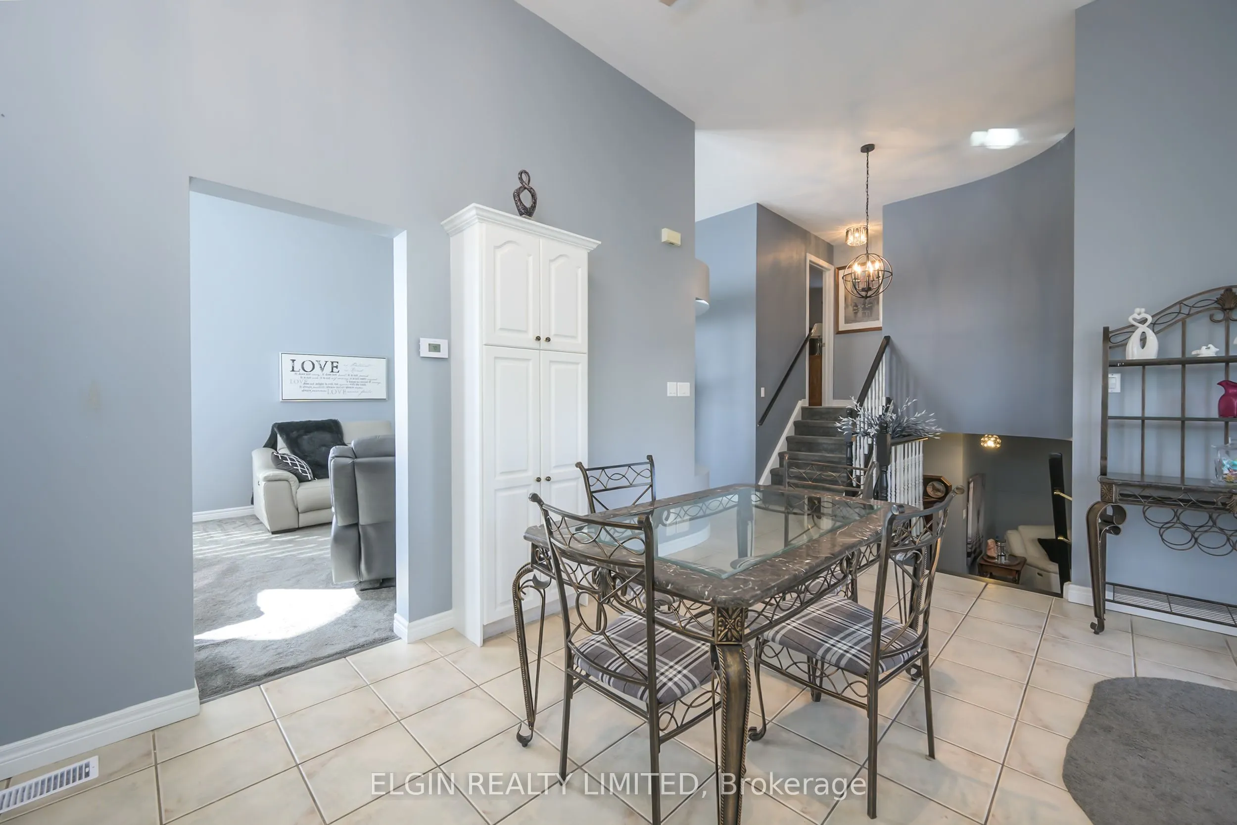 2 Galbraith Court