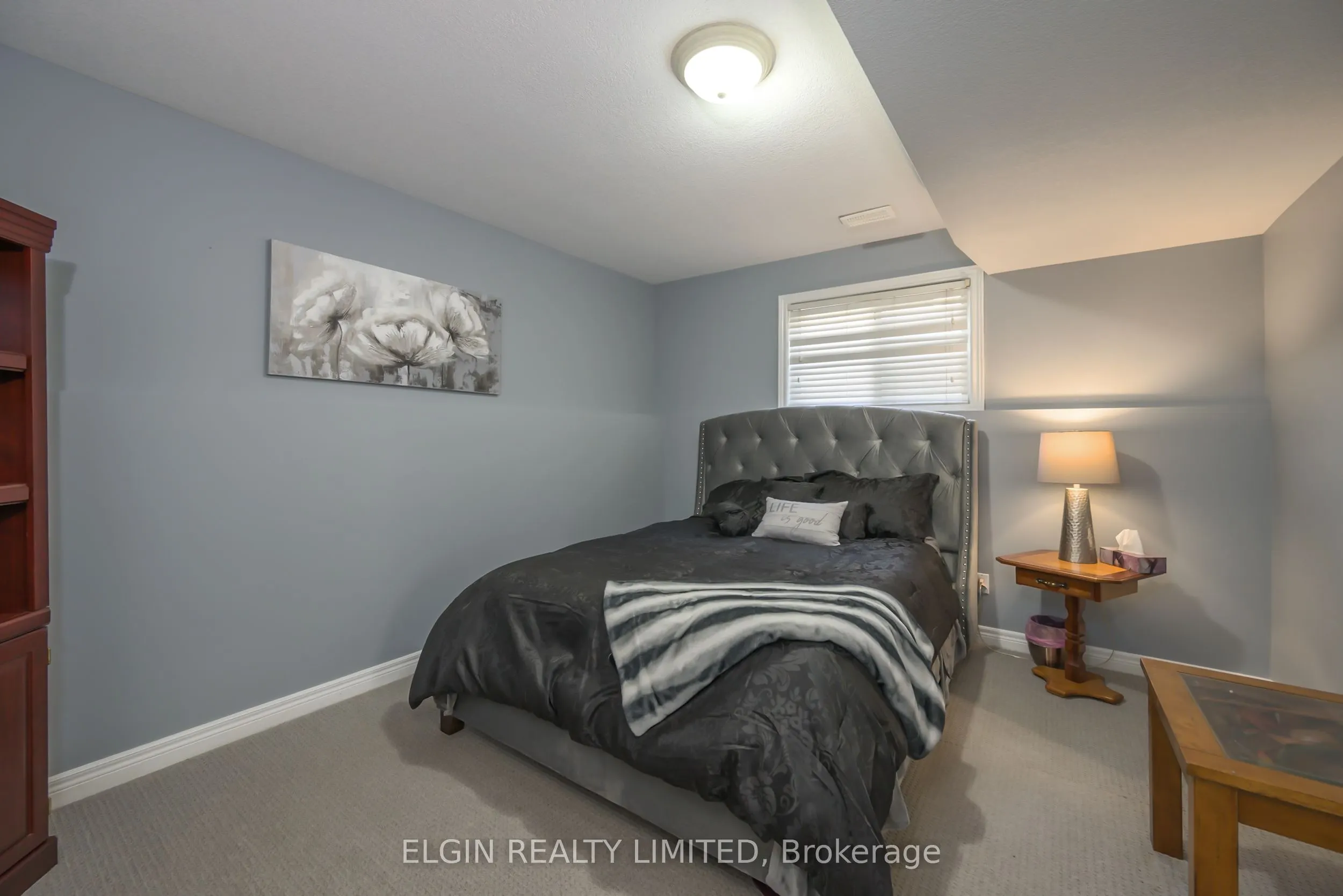 2 Galbraith Court