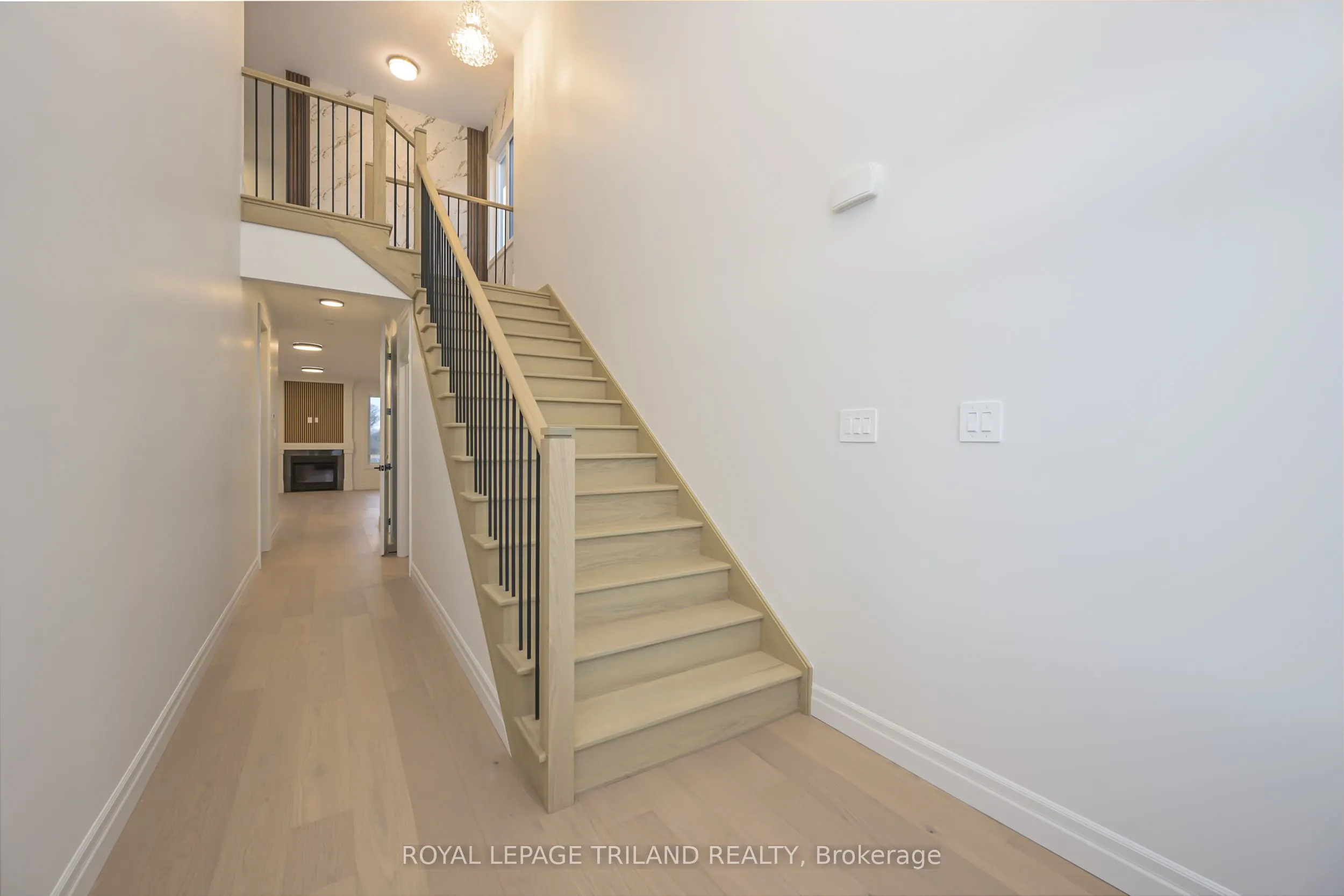 4211 LIBERTY Crossing