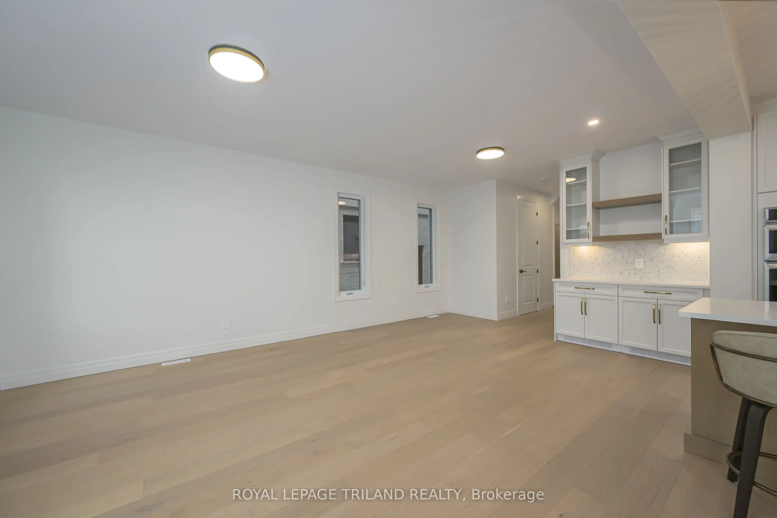 4211 LIBERTY Crossing