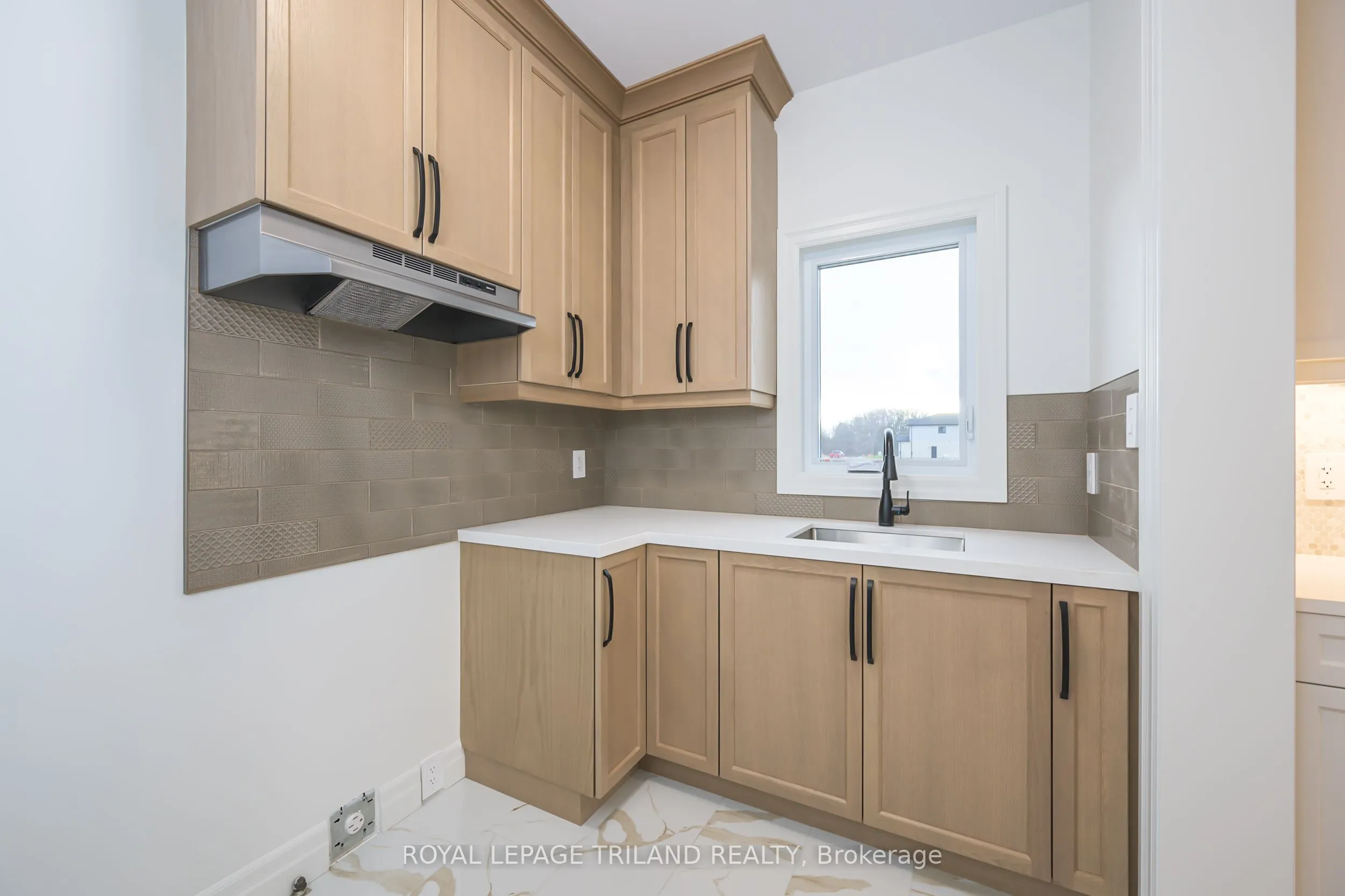 4211 LIBERTY Crossing