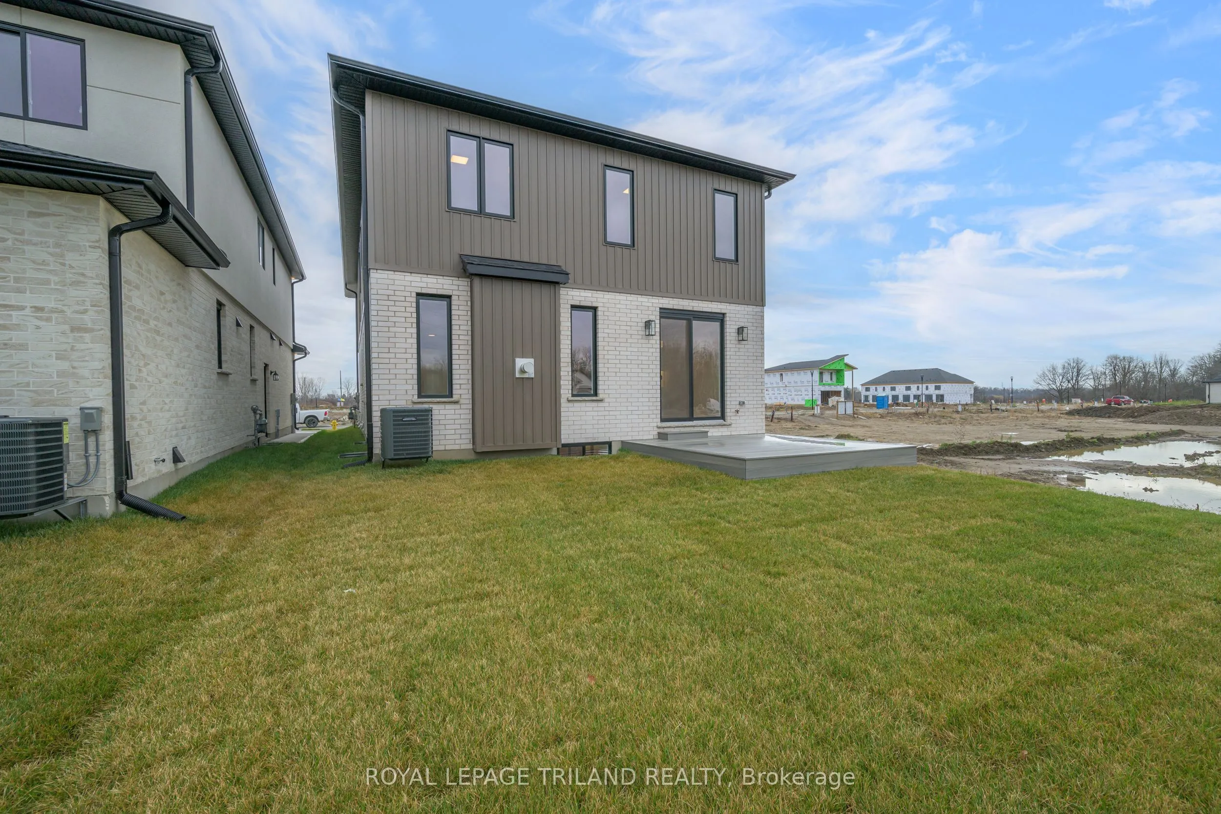 4211 LIBERTY Crossing