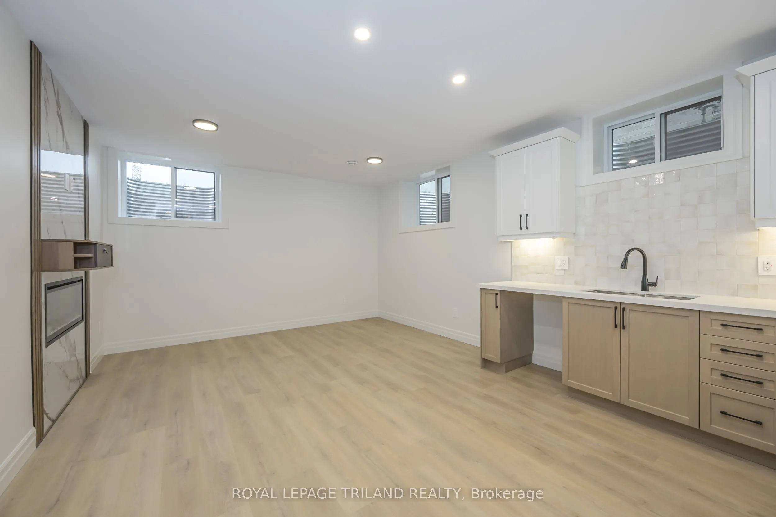 4211 LIBERTY Crossing