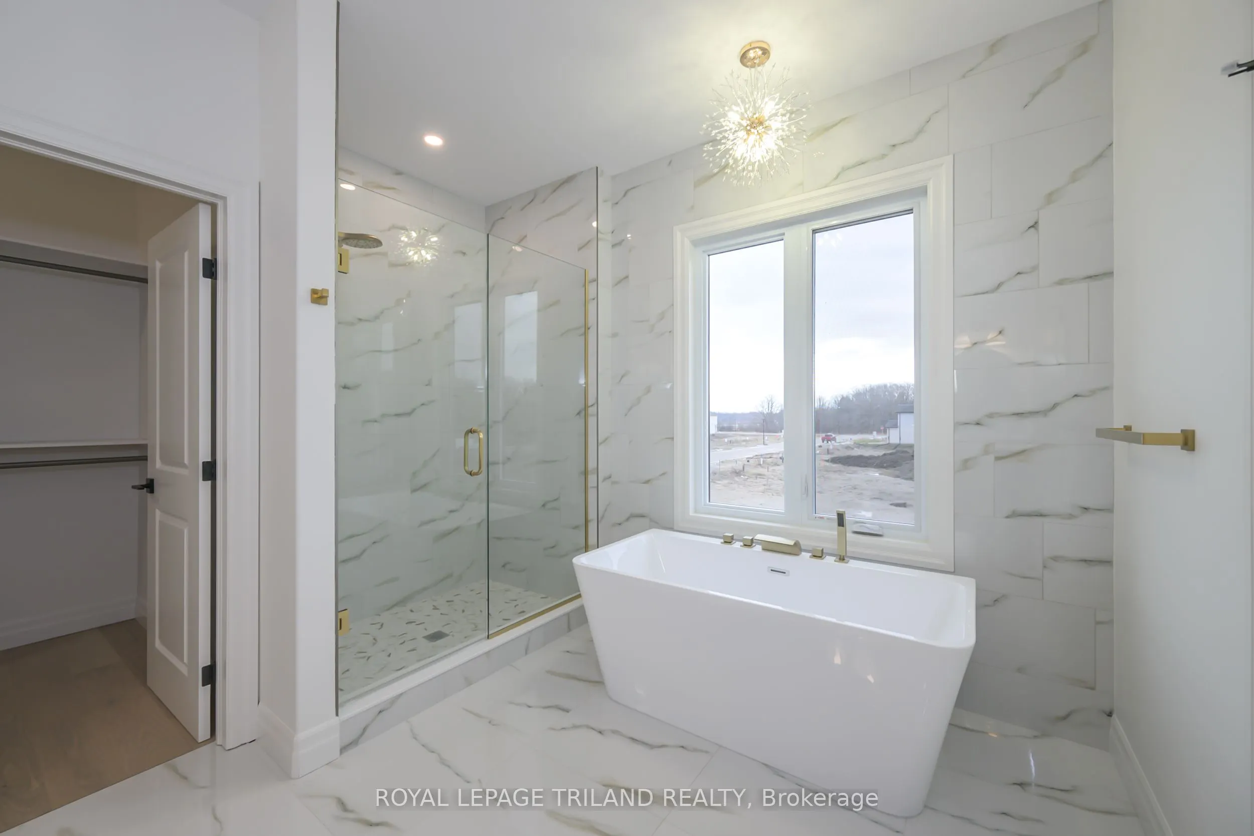 4211 LIBERTY Crossing
