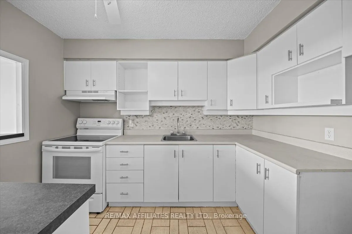 158B McArthur Avenue, #1507