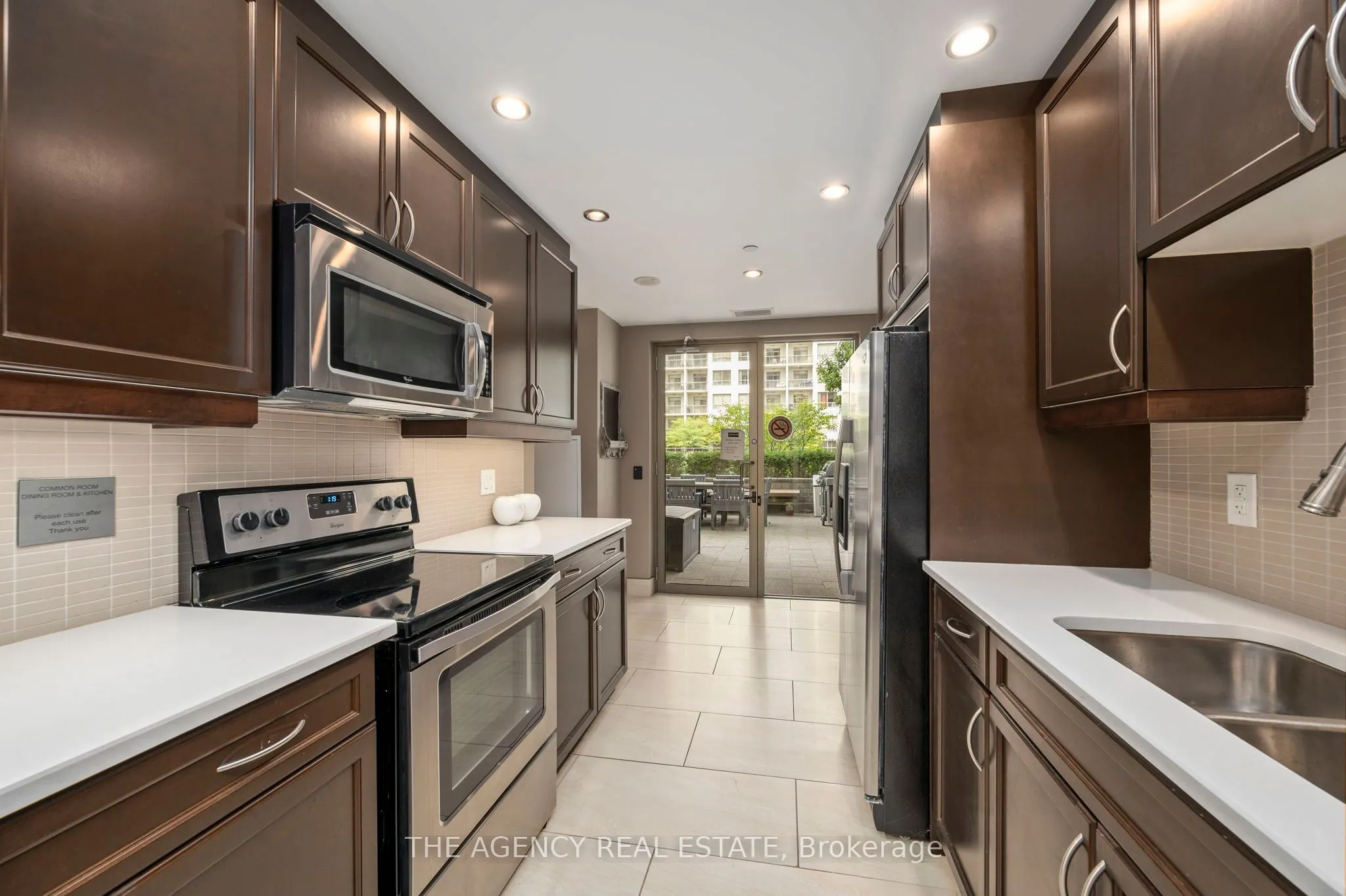 330 Ridout Street N, #803