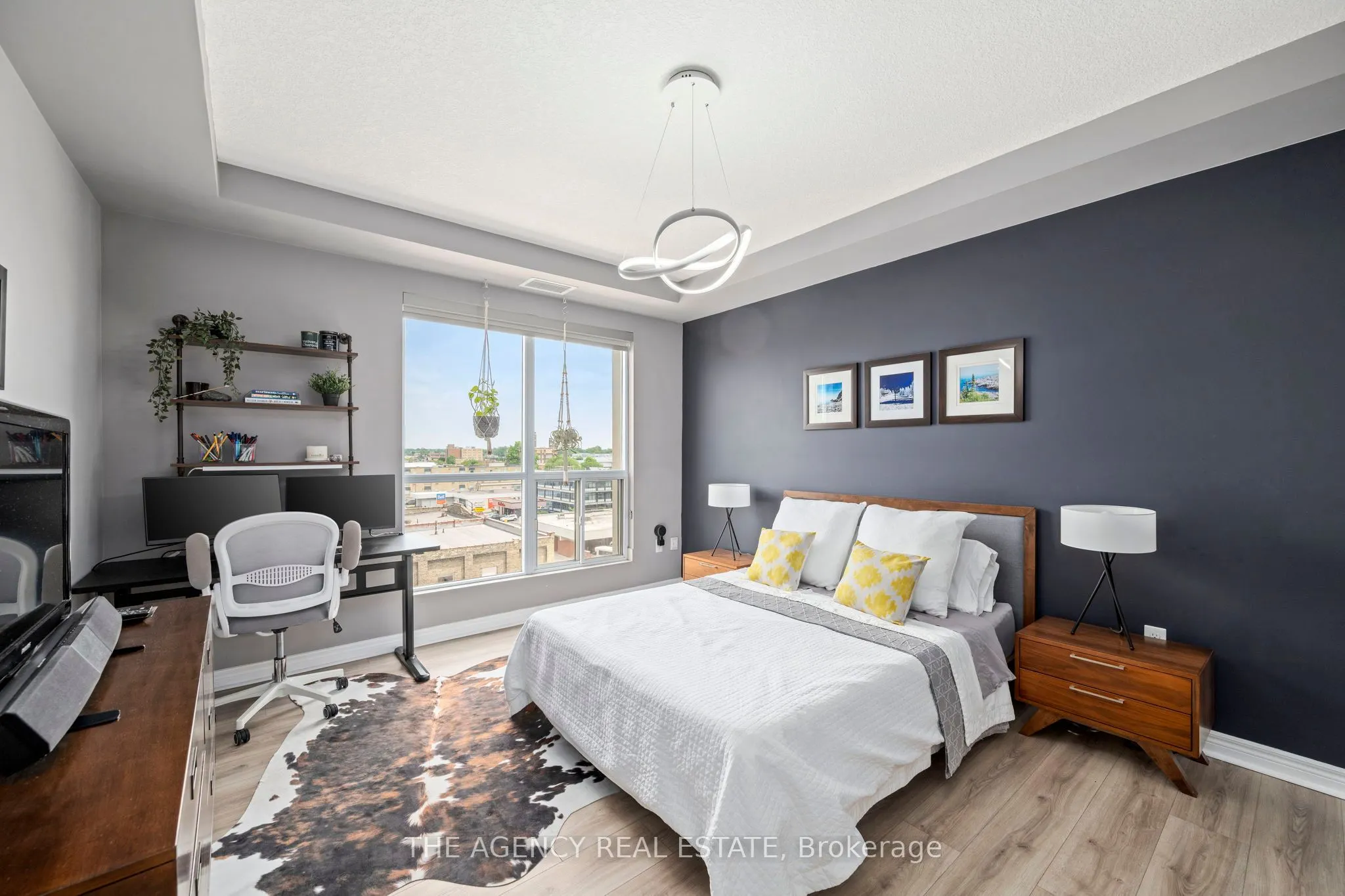 330 Ridout Street N, #803