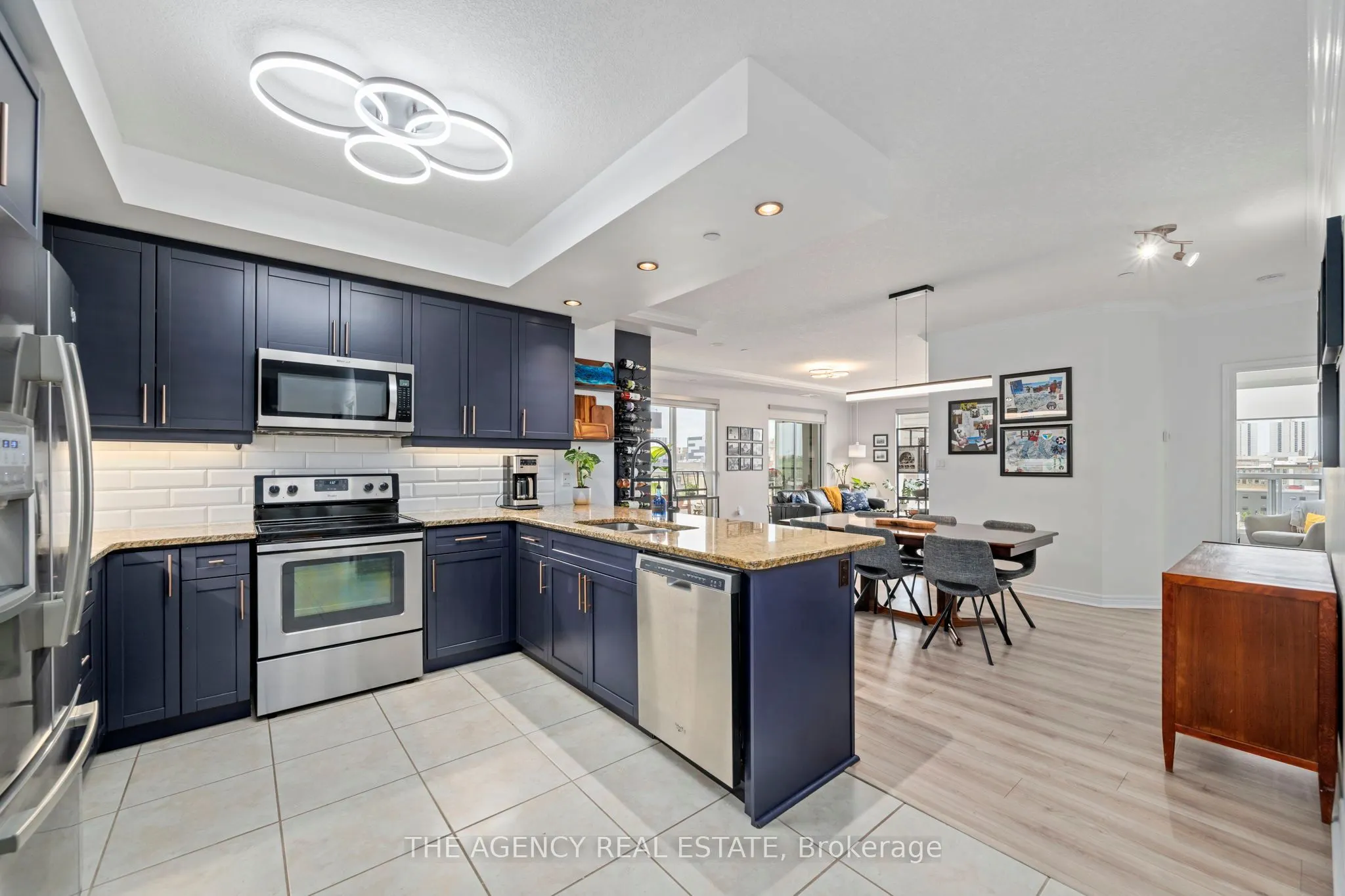 330 Ridout Street N, #803