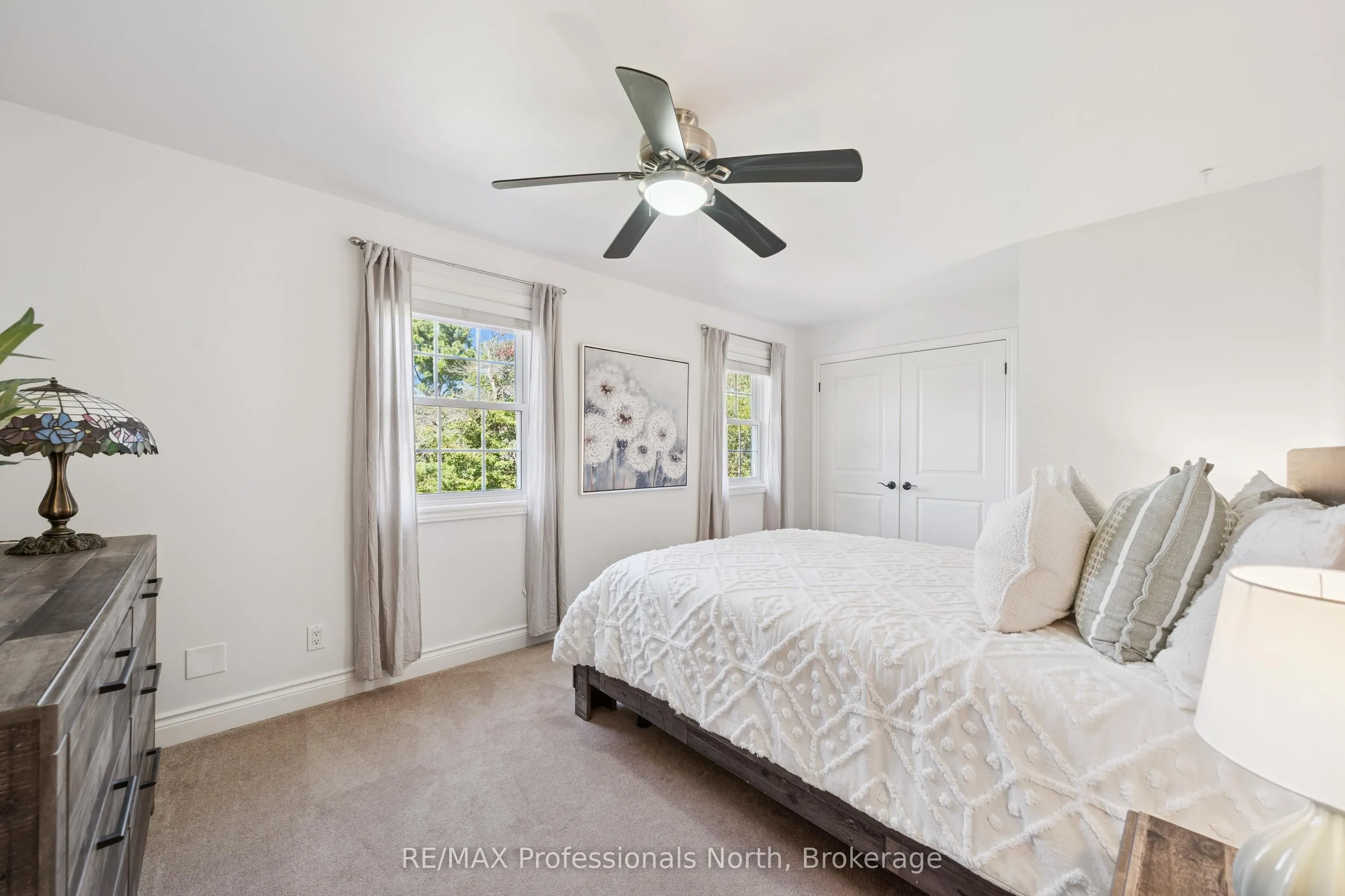 23 Thomas Crescent