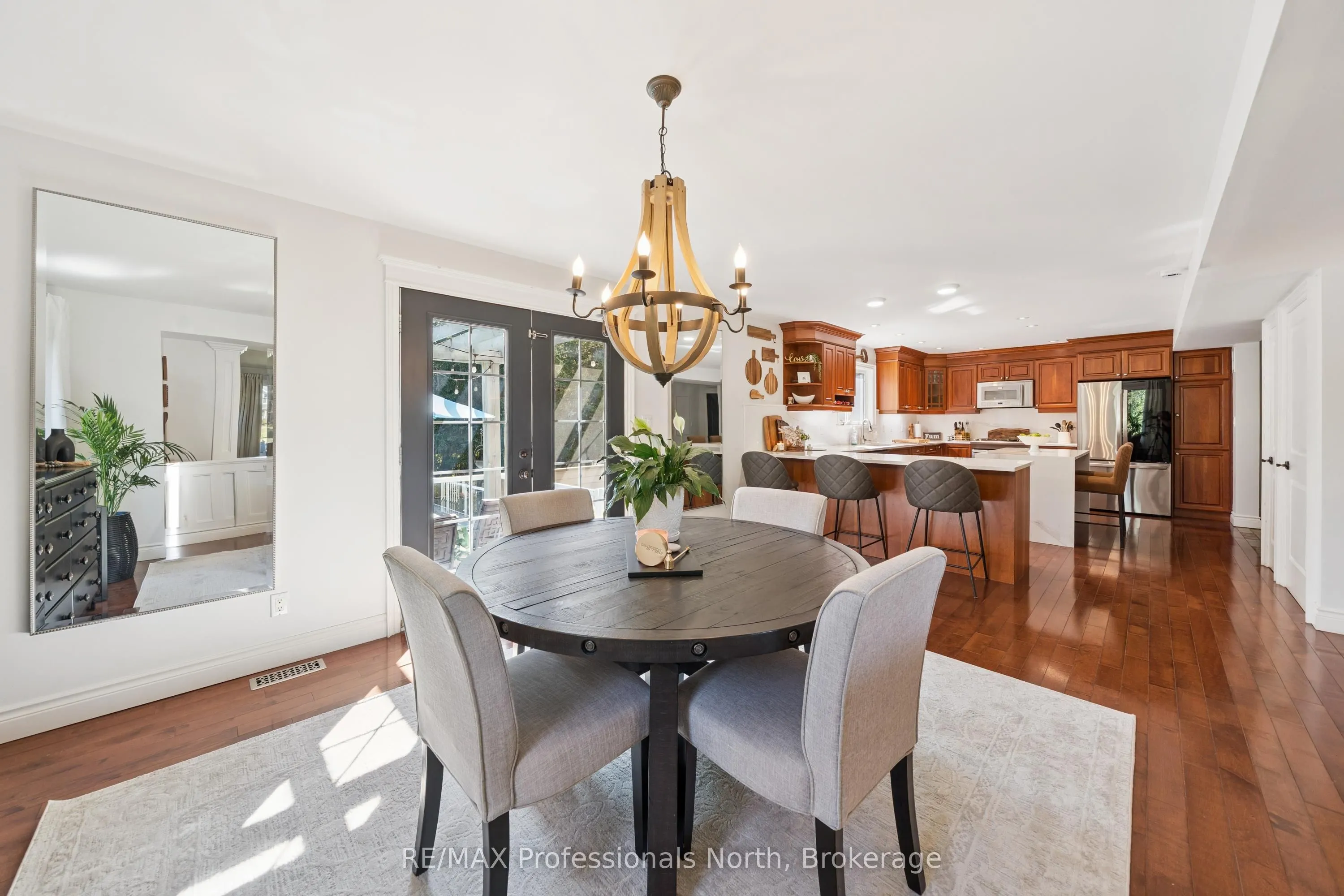 23 Thomas Crescent