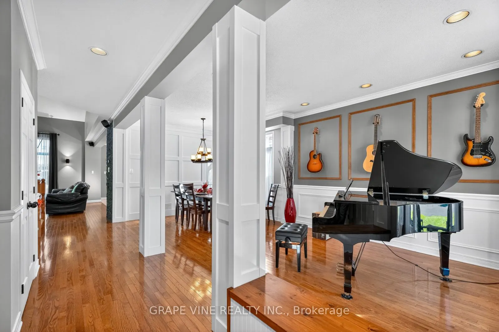 823 Scala Avenue