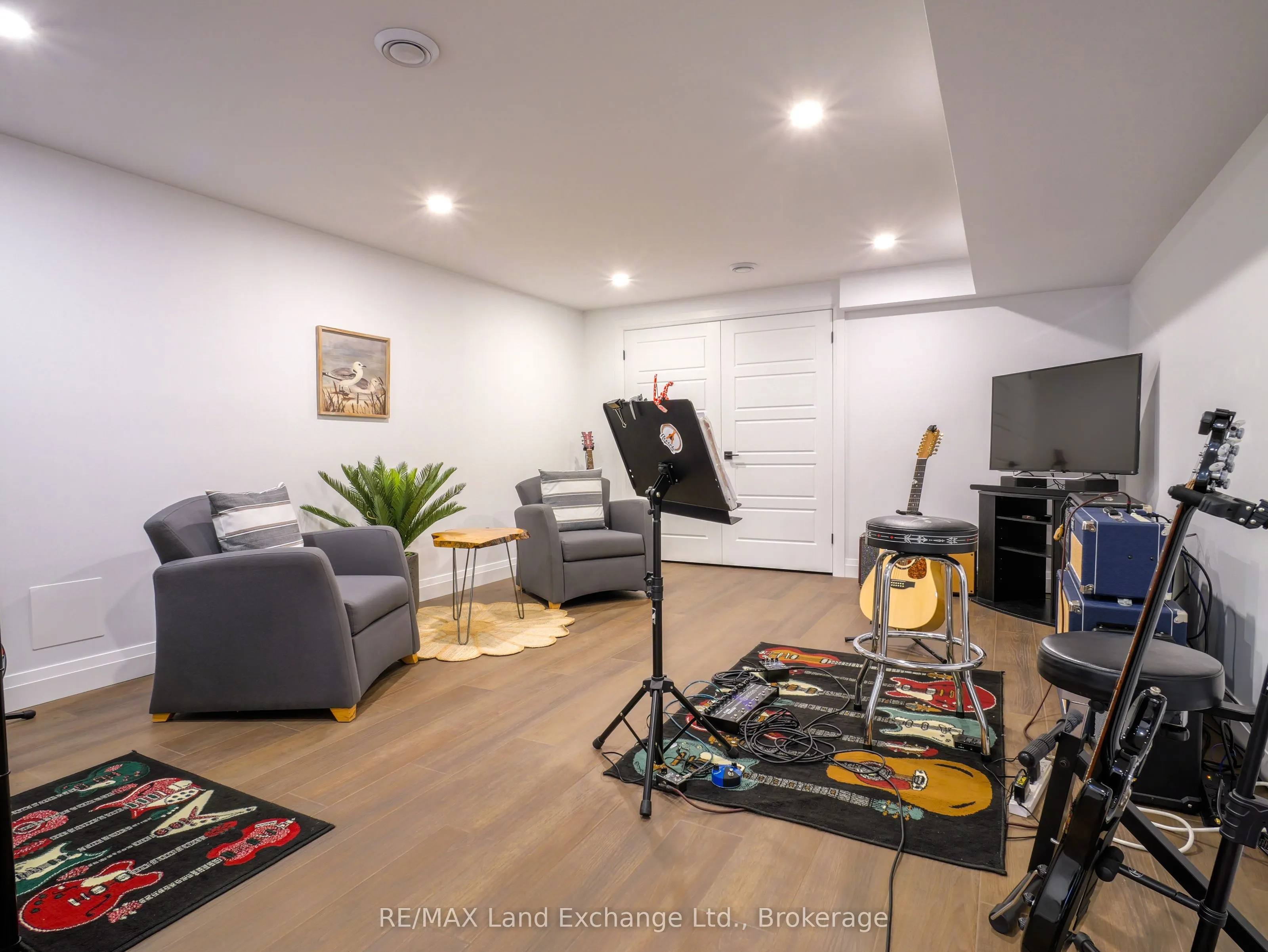 2 Fairway Lane, #1