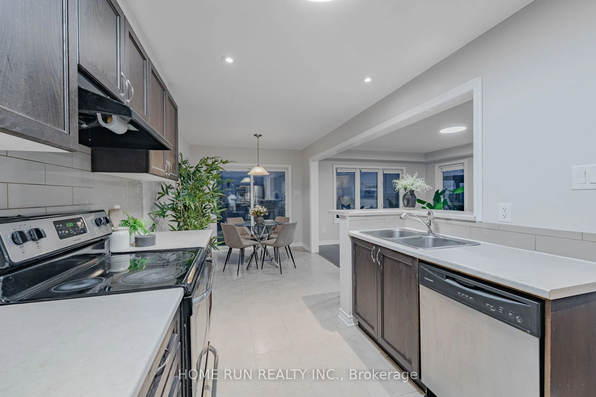 88 Buffalograss Crescent