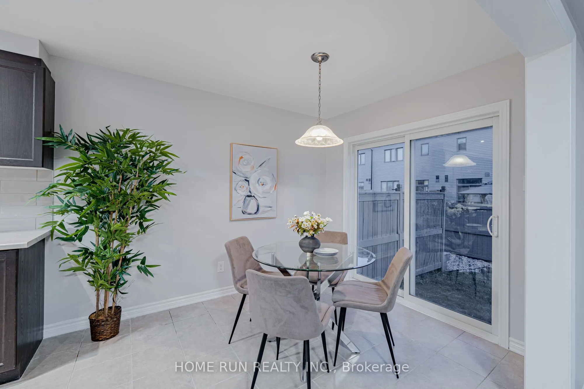 88 Buffalograss Crescent