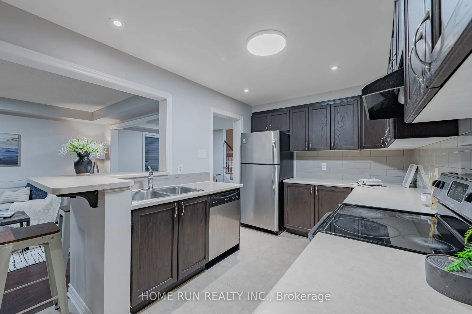 88 Buffalograss Crescent