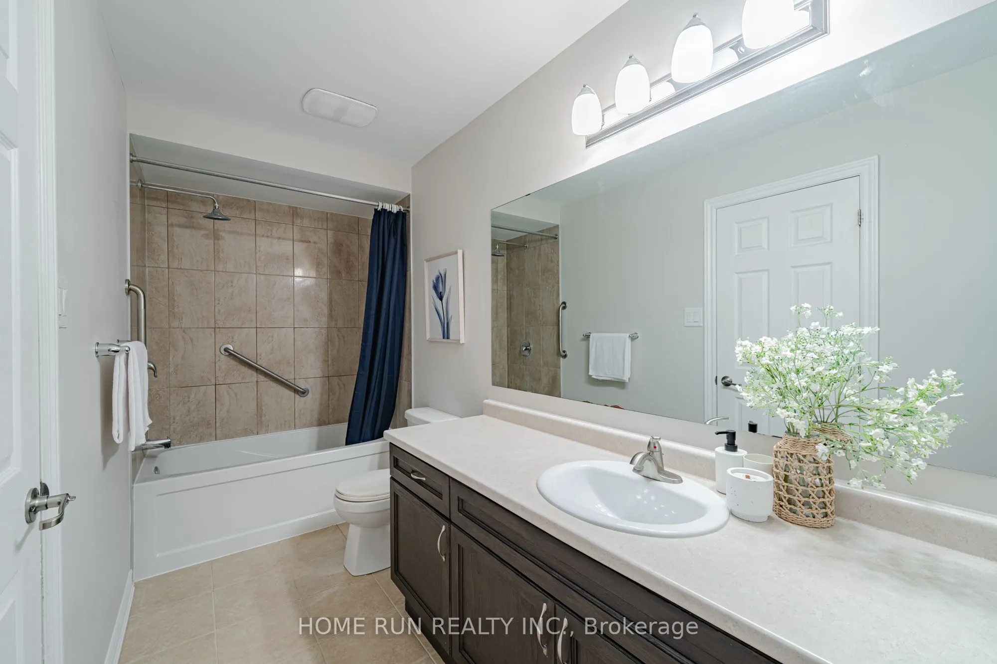 88 Buffalograss Crescent