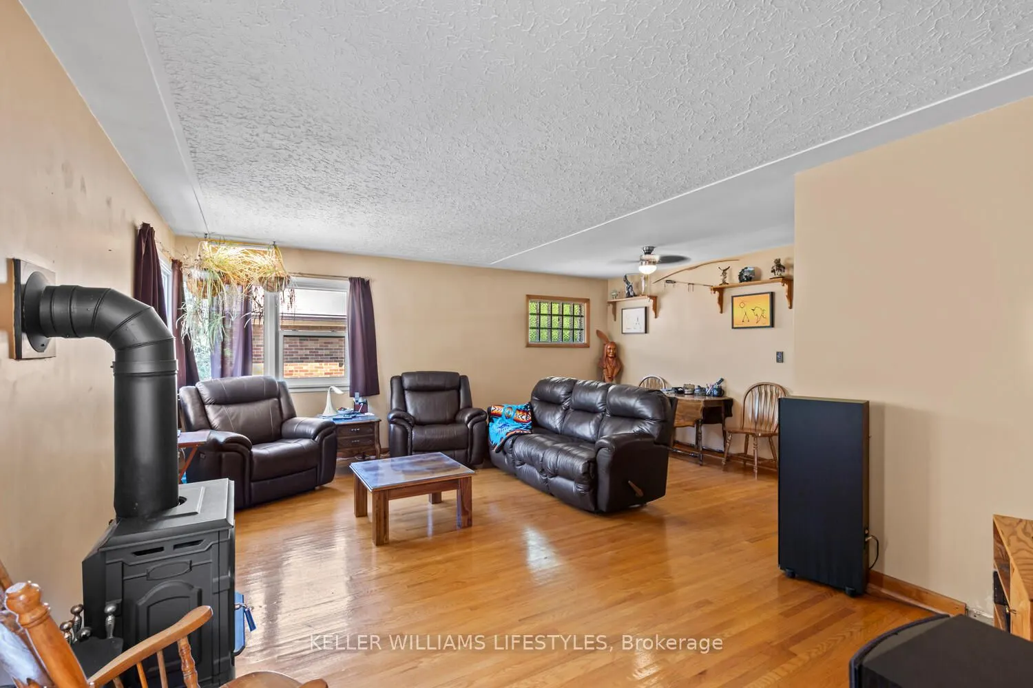 1528 Mclarenwood Terrace