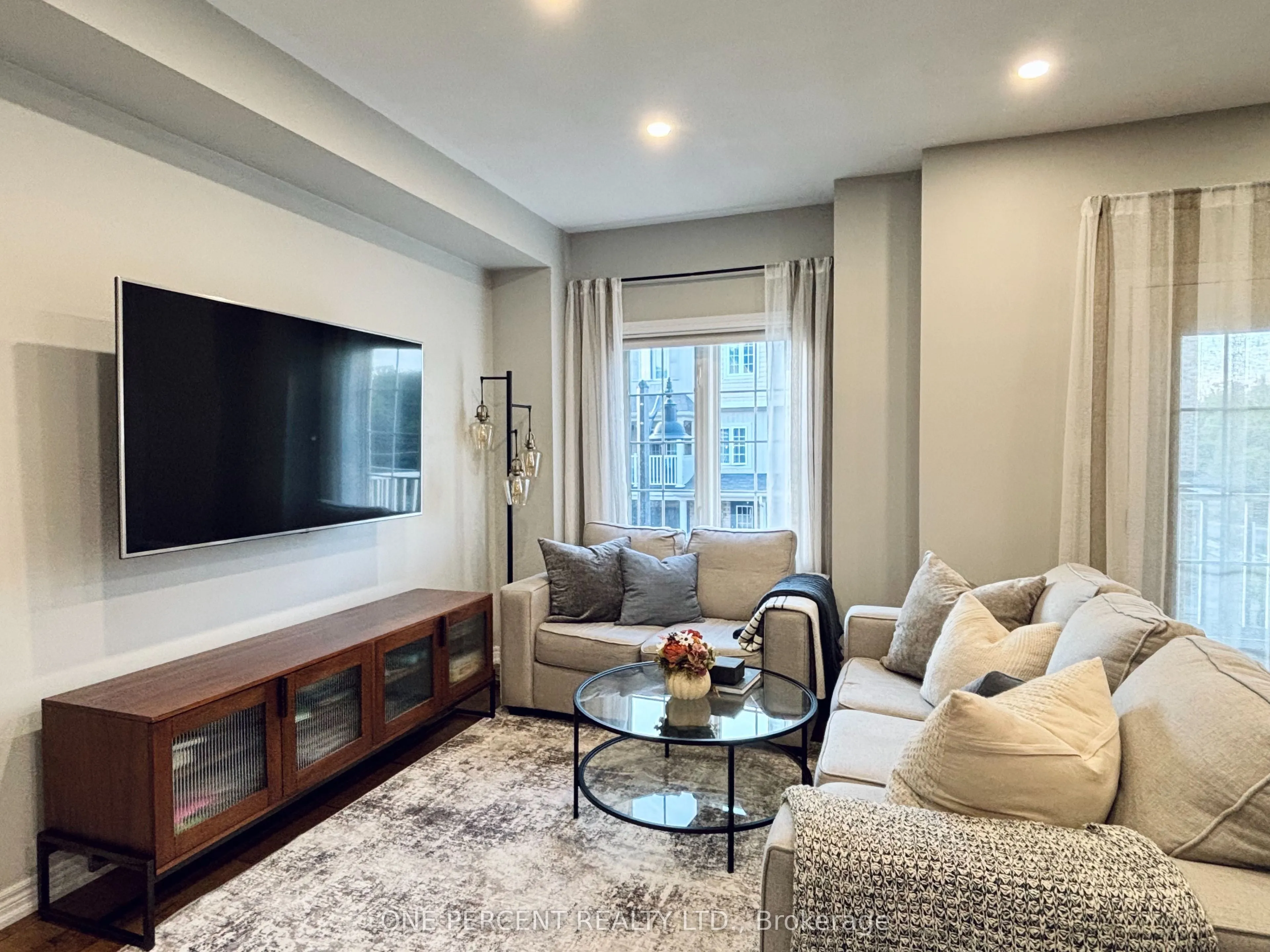 54 Nisbet Boulevard, #21