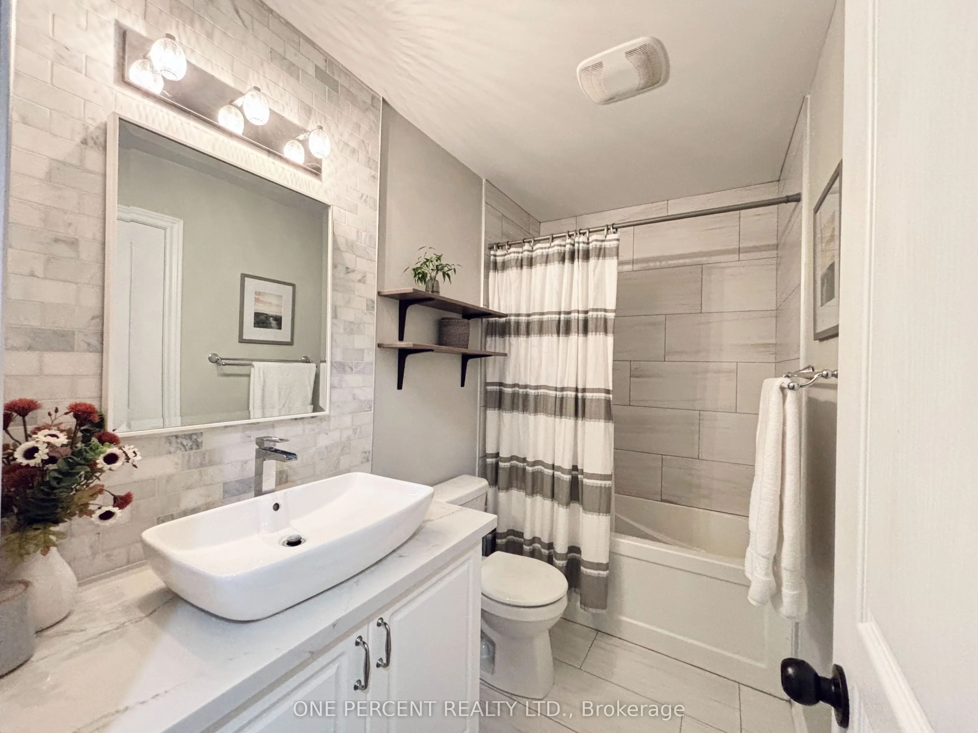 54 Nisbet Boulevard, #21