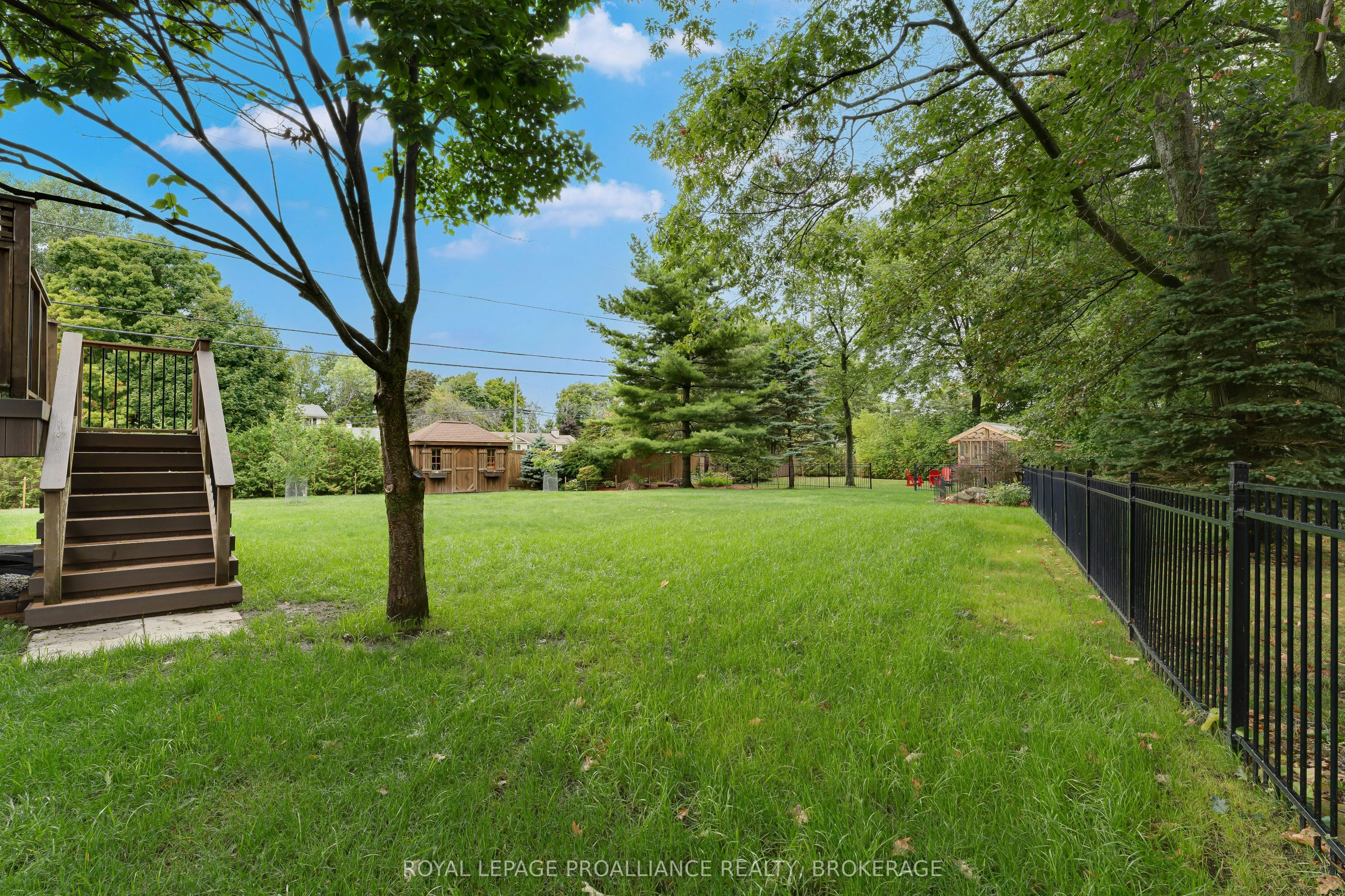6 Faircrest Boulevard