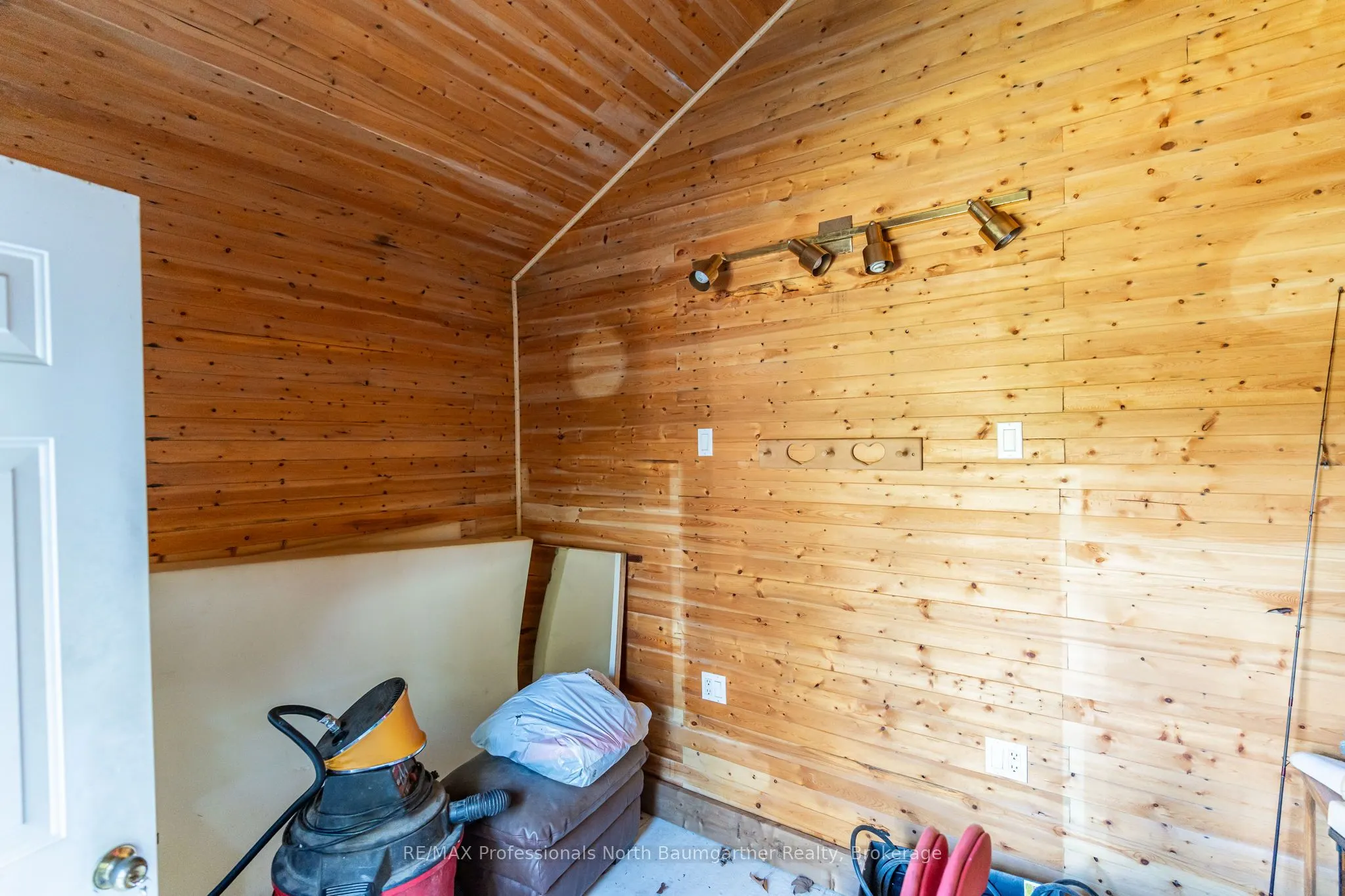1566 West Settlement Road