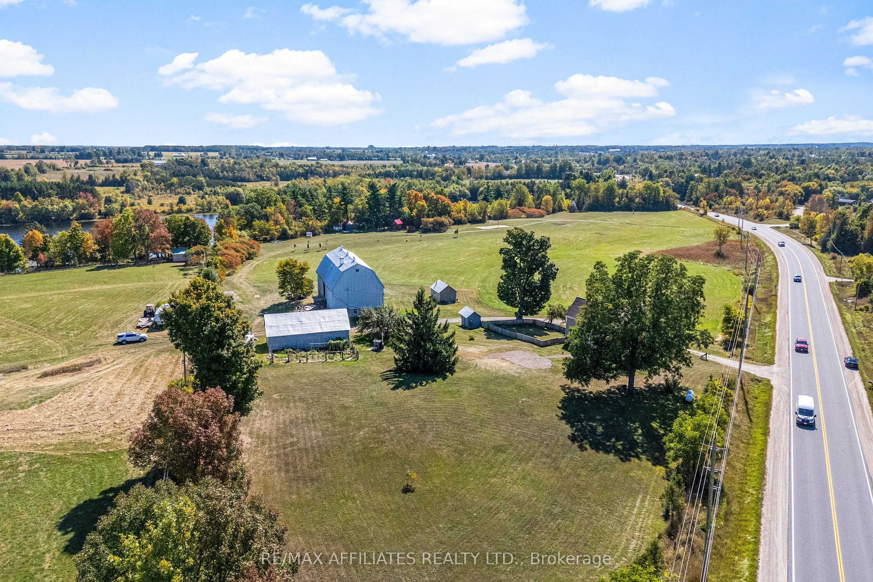 2442 Hwy 511 Highway