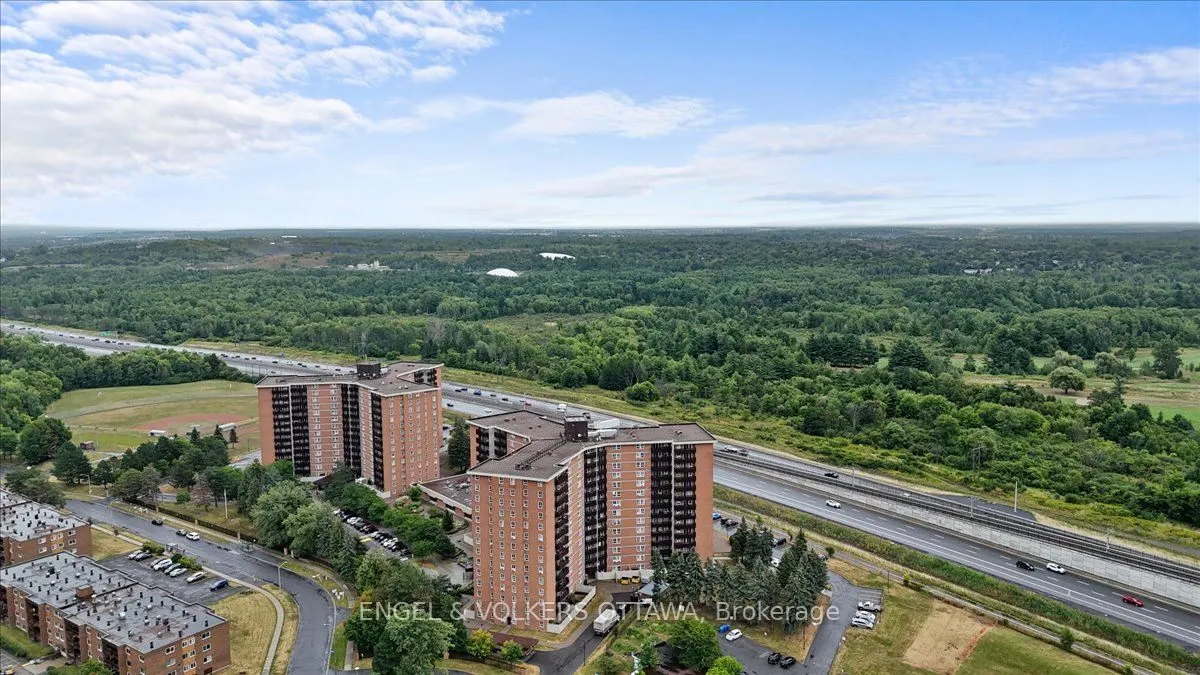 2020 Jasmine Crescent, #610