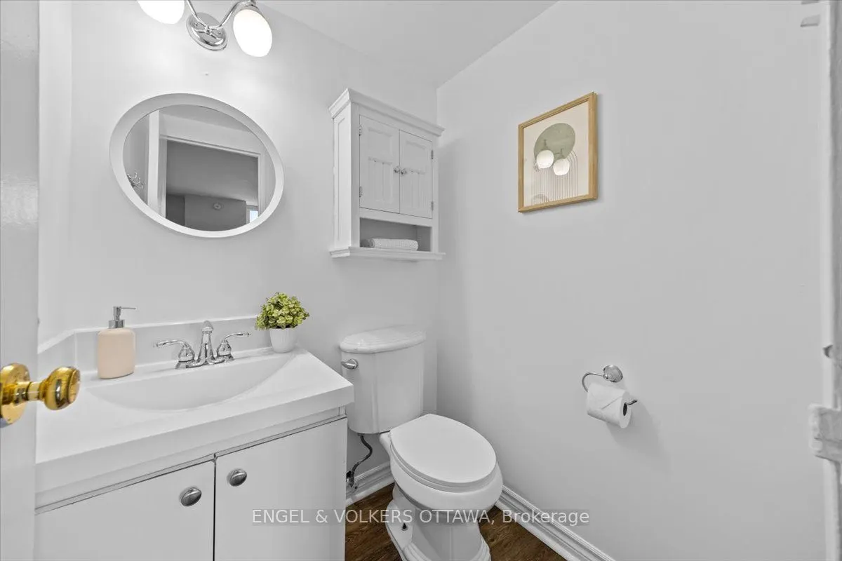 2020 Jasmine Crescent, #610